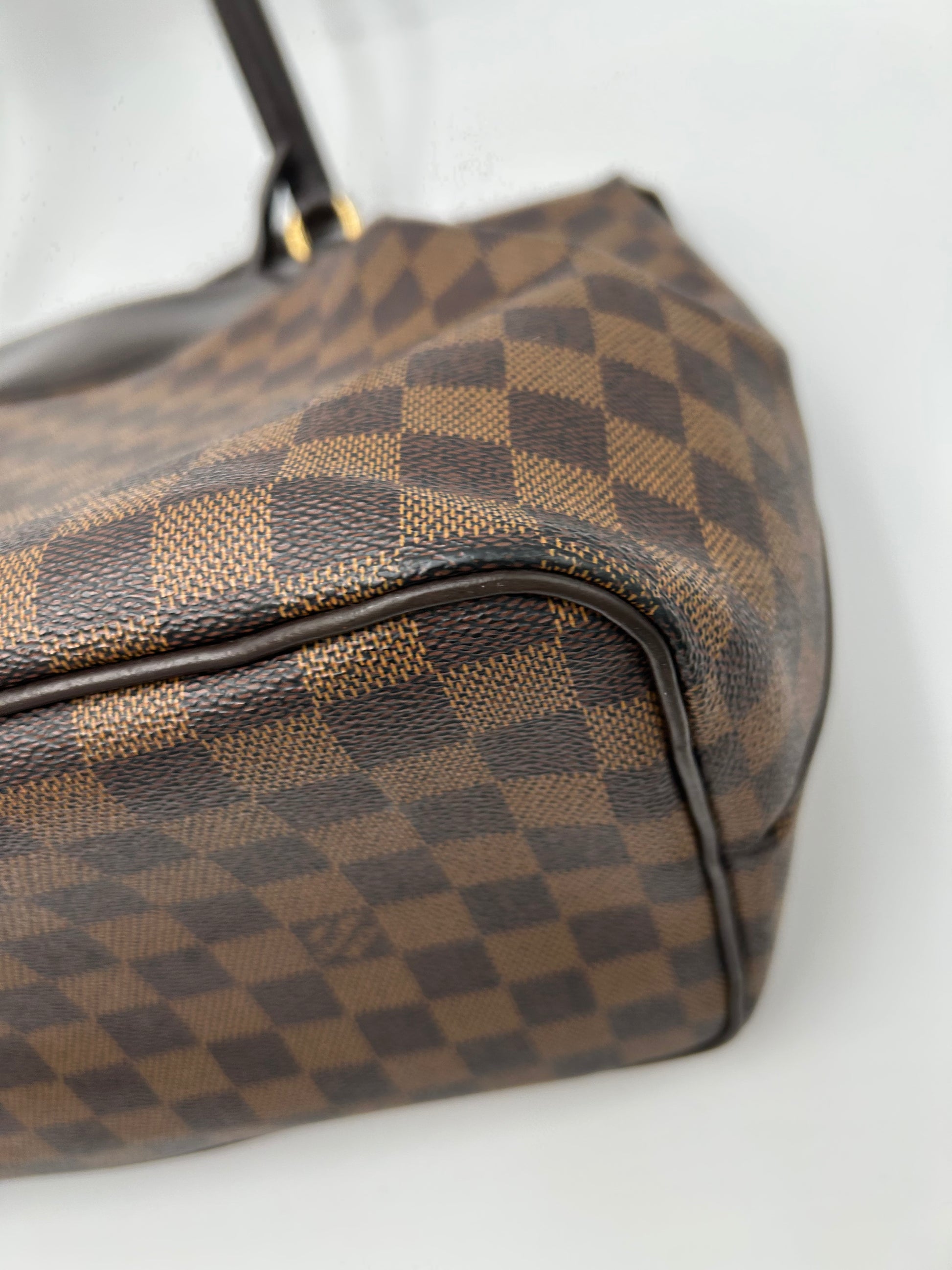 Louis Vuitton Westminster