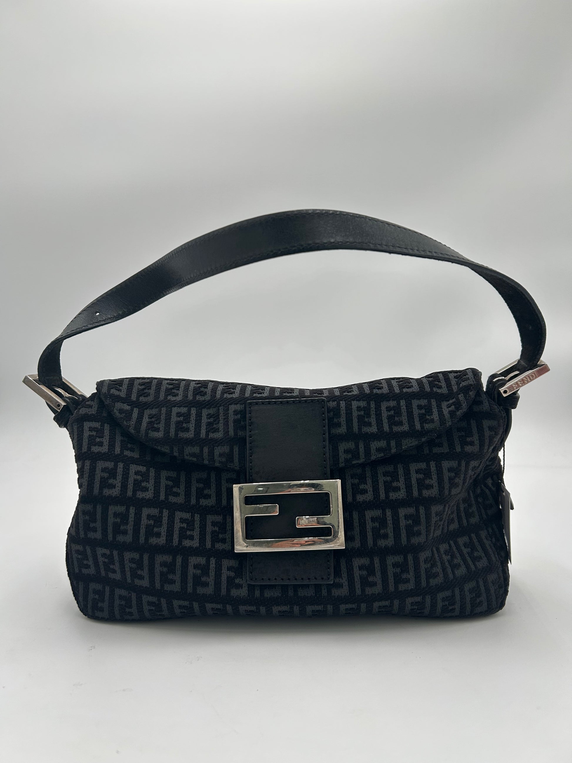 Fendi Baguette