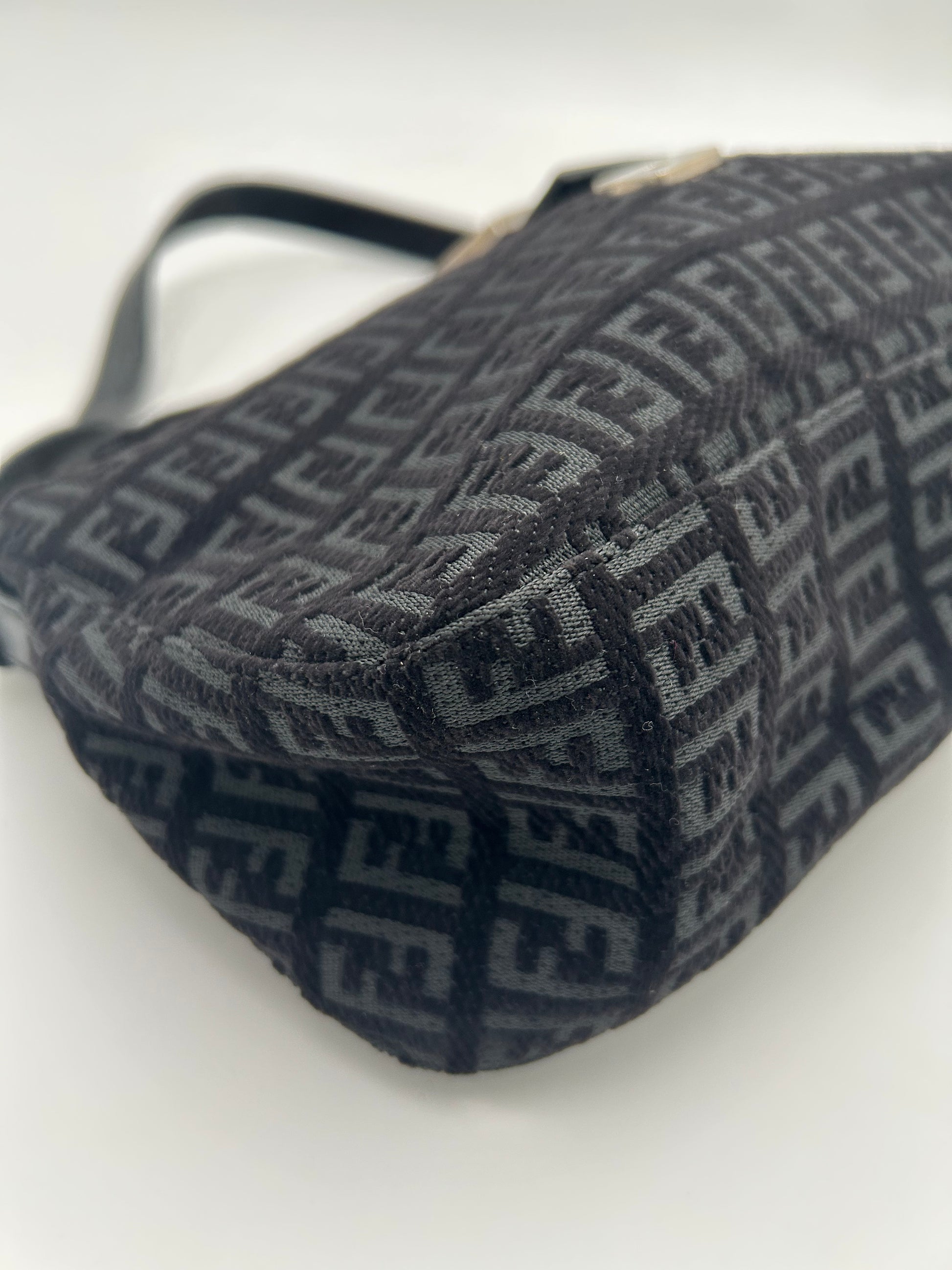 Fendi Baguette