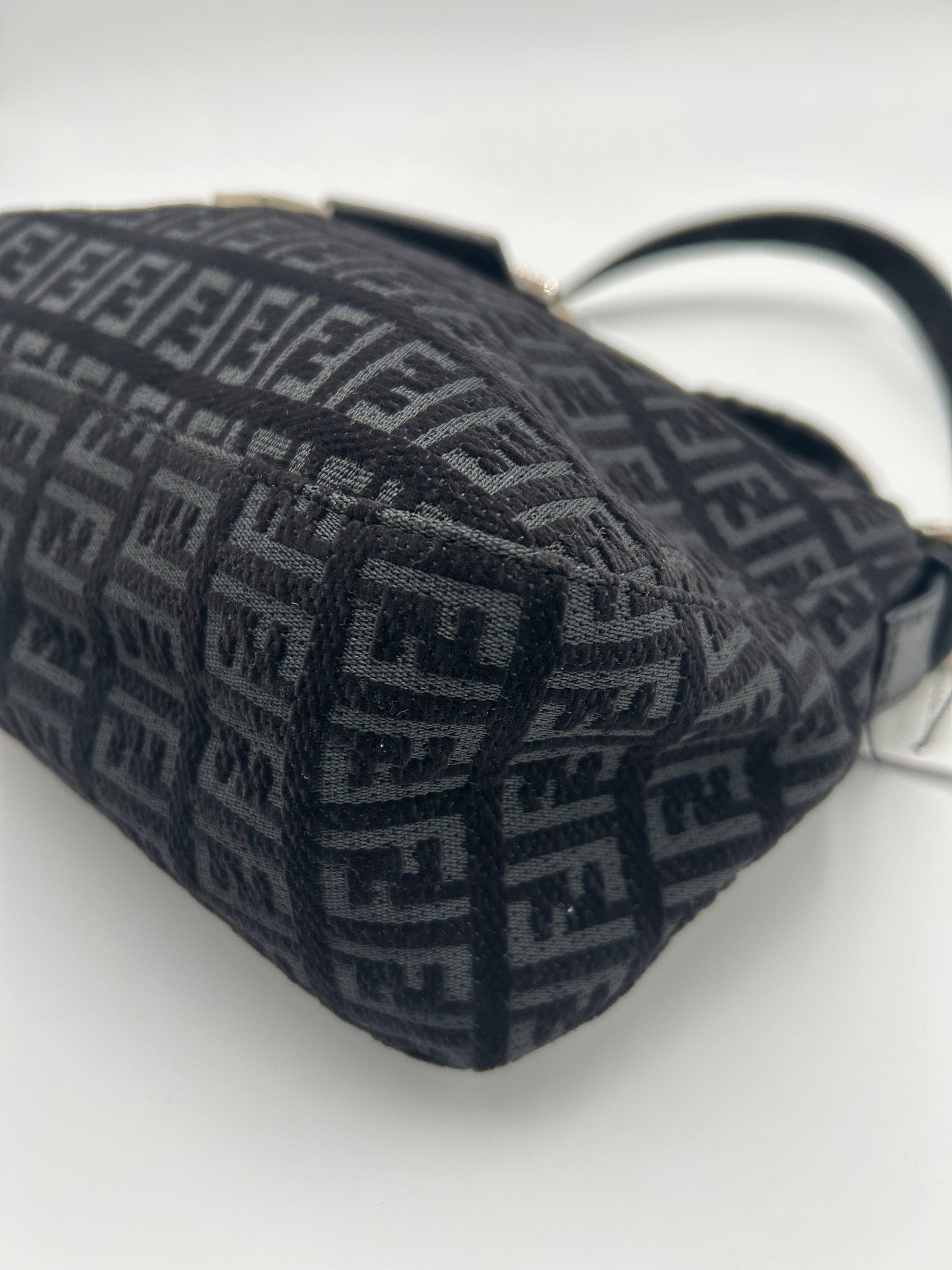 Fendi Baguette