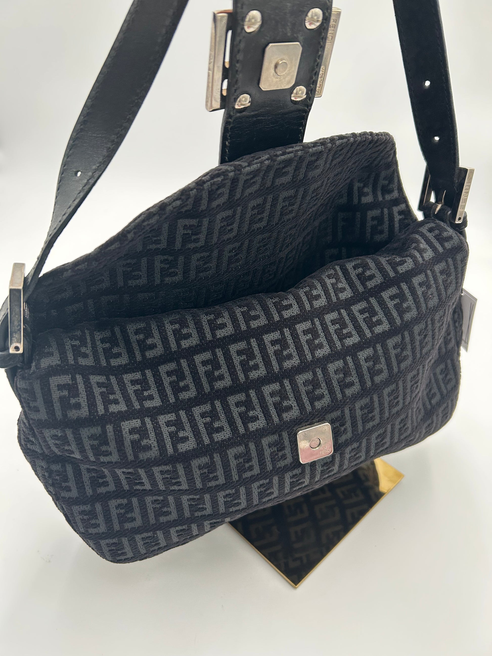 Fendi Baguette