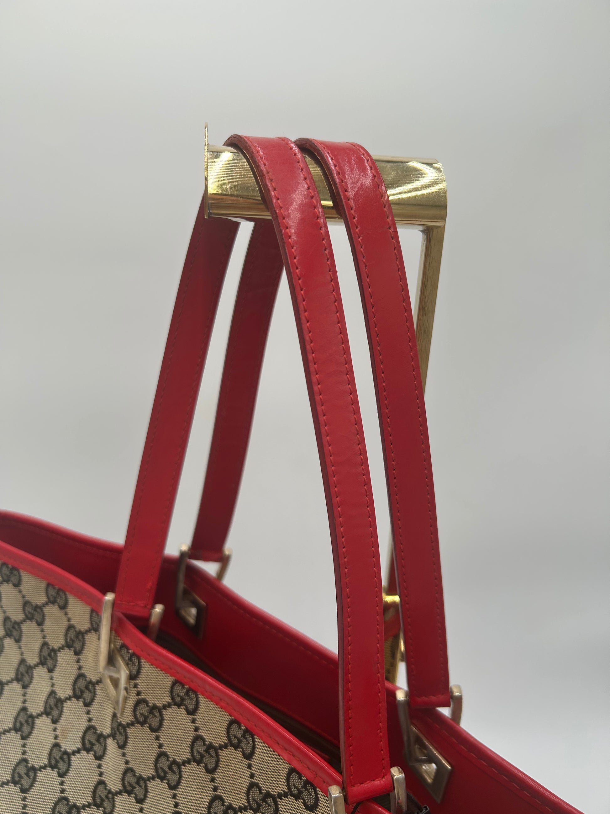 Gucci Bucket Tote