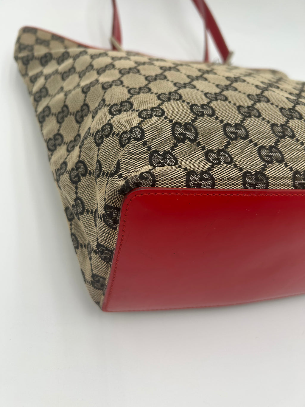 Gucci Bucket Tote