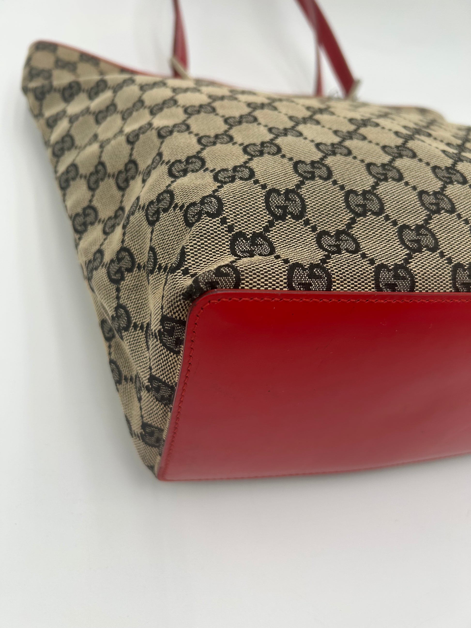 Gucci Bucket Tote