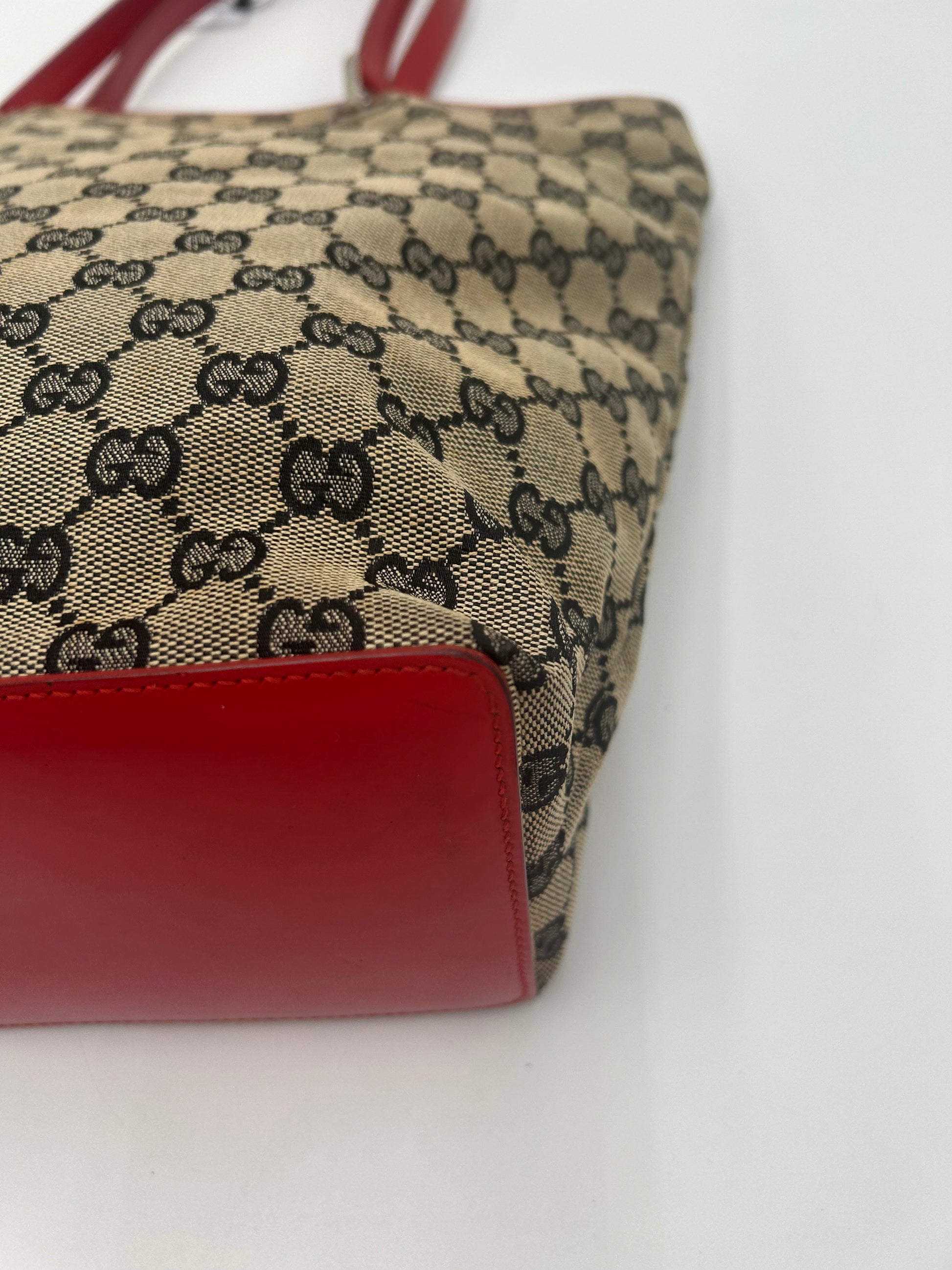 Gucci Bucket Tote