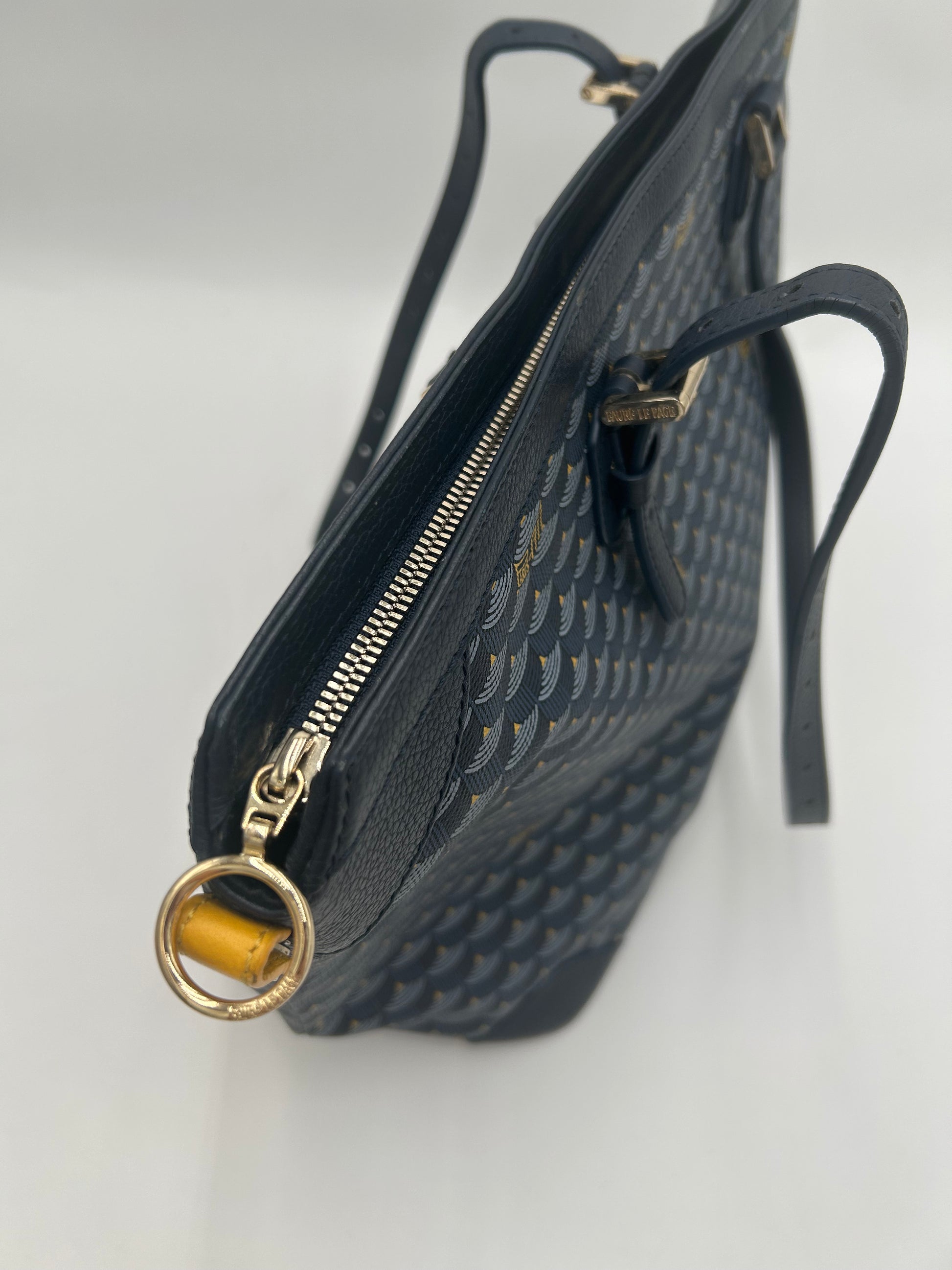Faure Le Page Battle Zip Tote 35