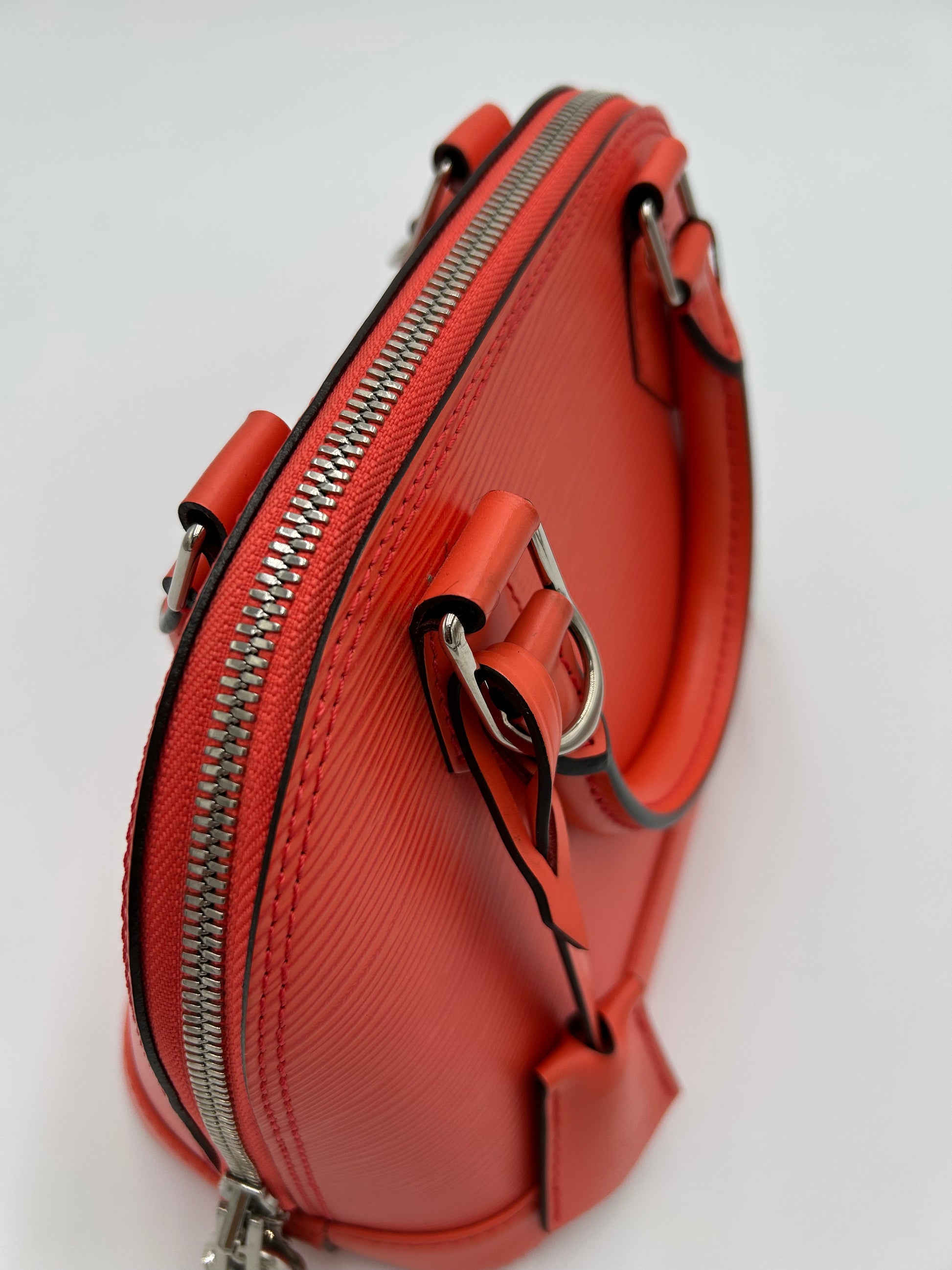 LV Alma BB