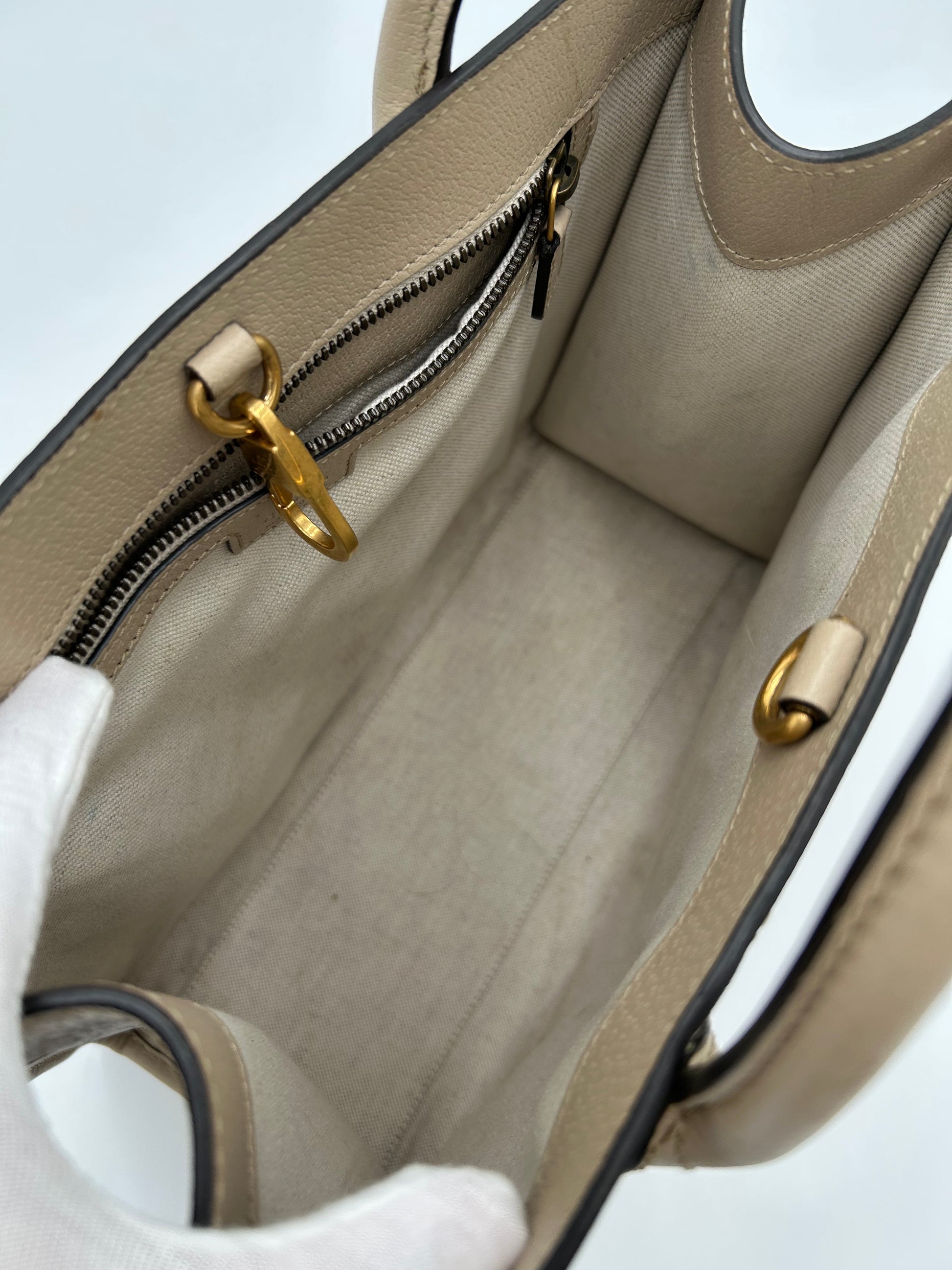Gucci Supreme Tote