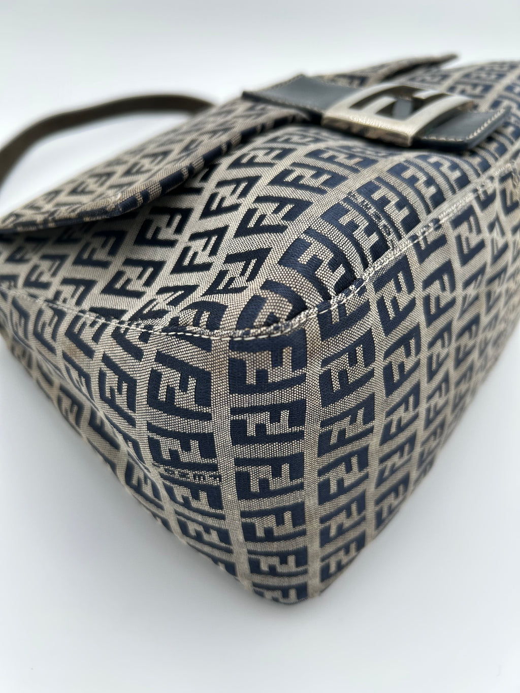 Fendi Mamma Baguette
