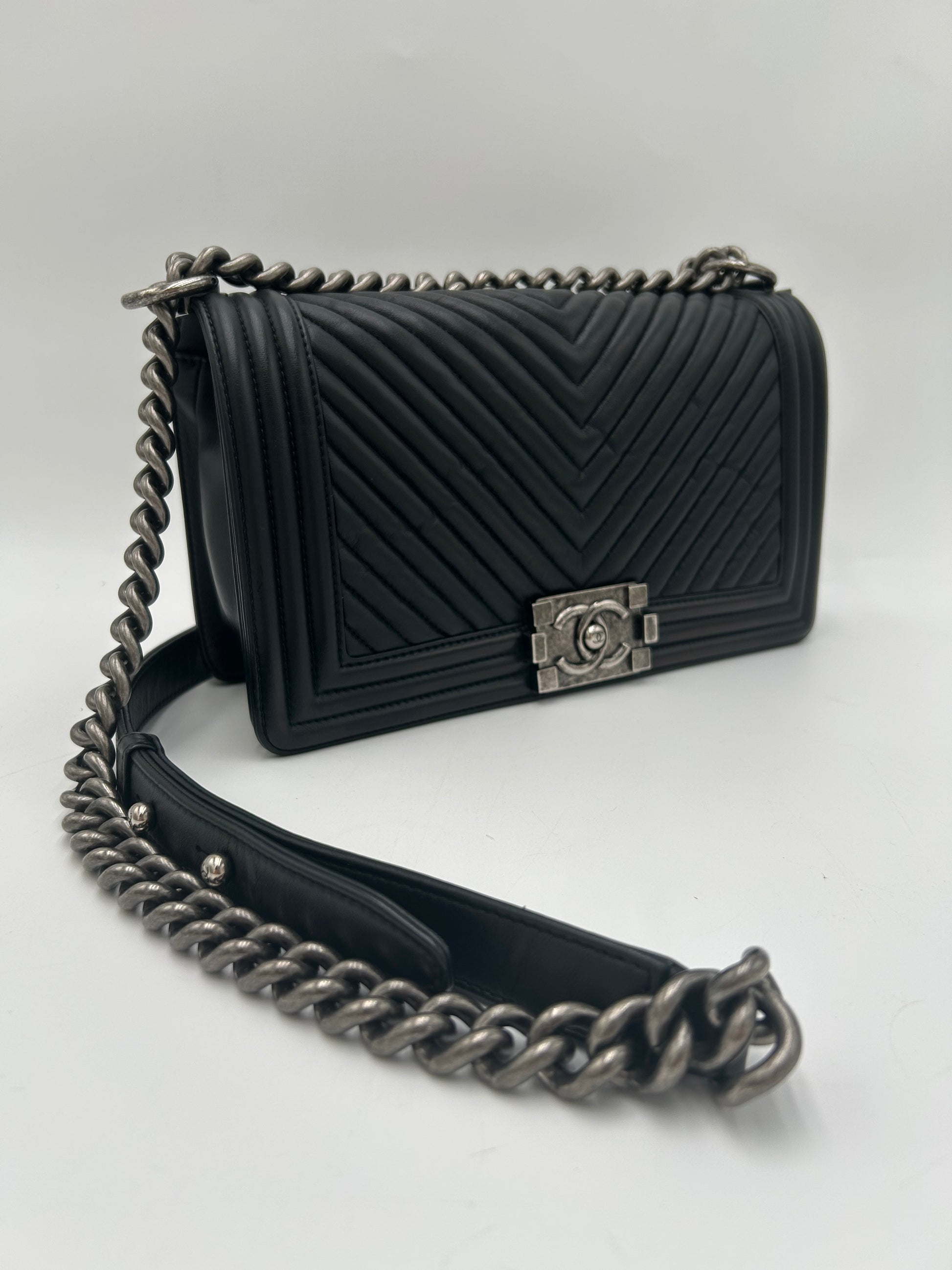 Chanel Le Boy Old Medium