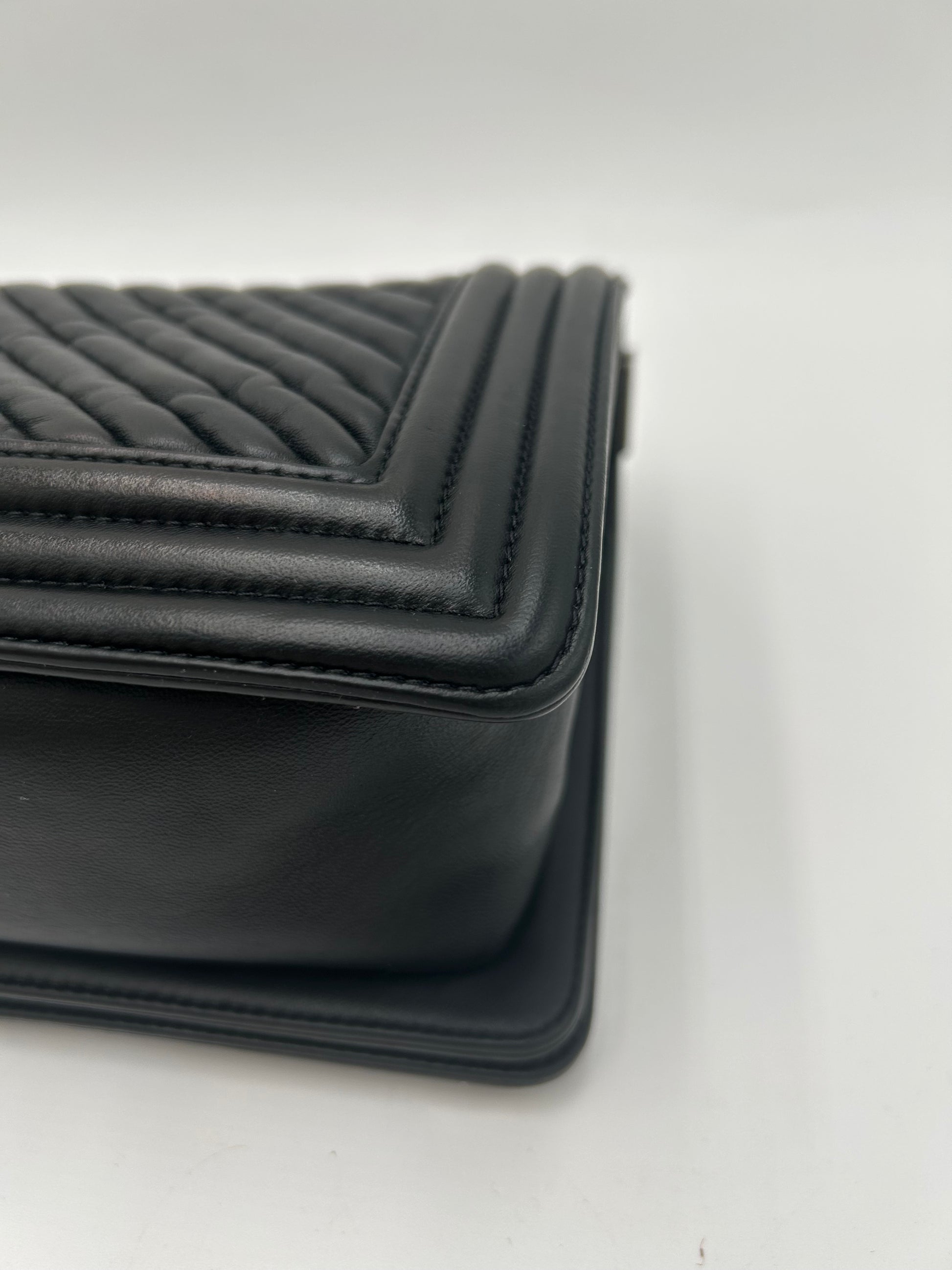 Chanel Le Boy Old Medium