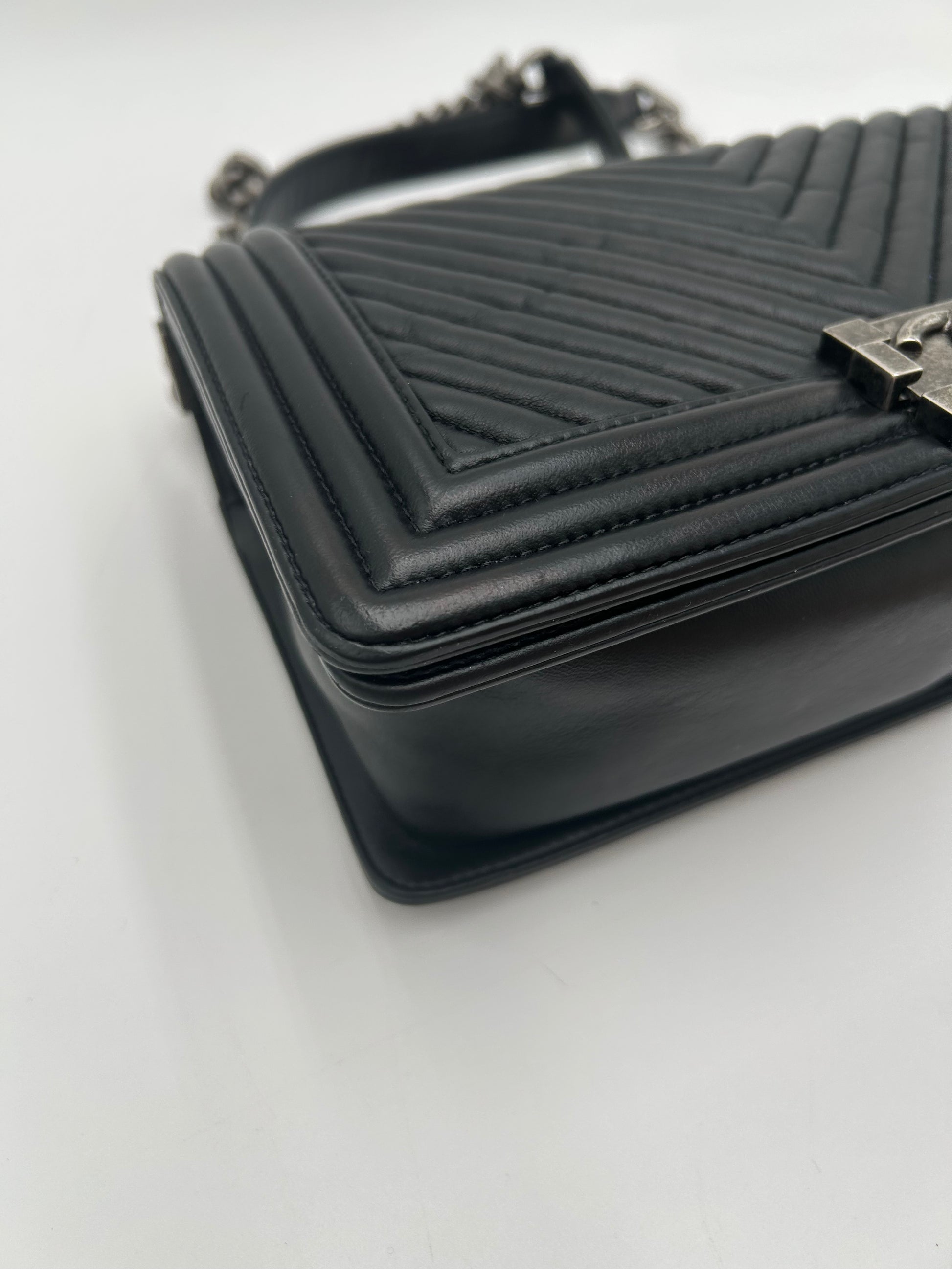 Chanel Le Boy Old Medium