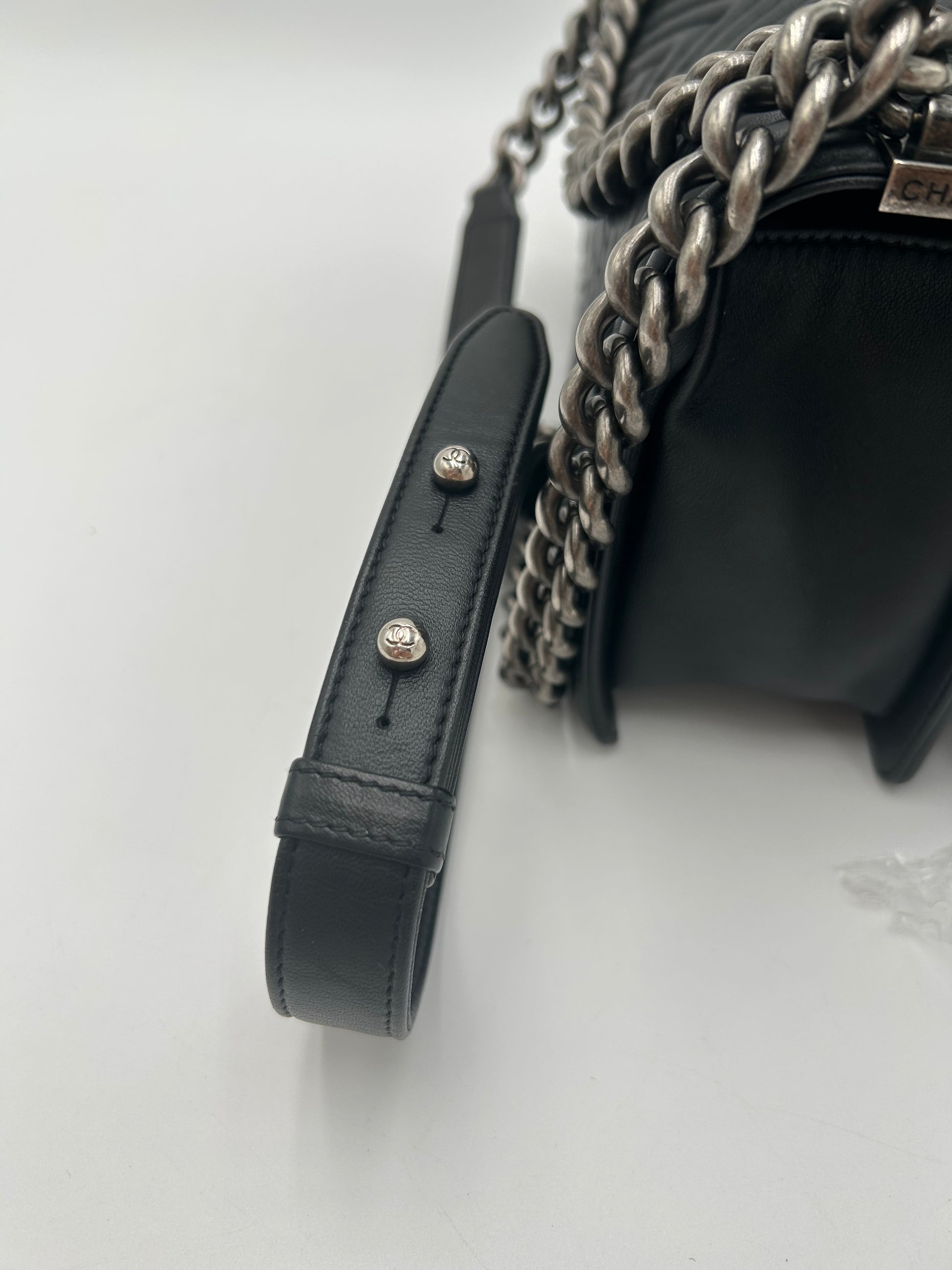 Chanel Le Boy Old Medium
