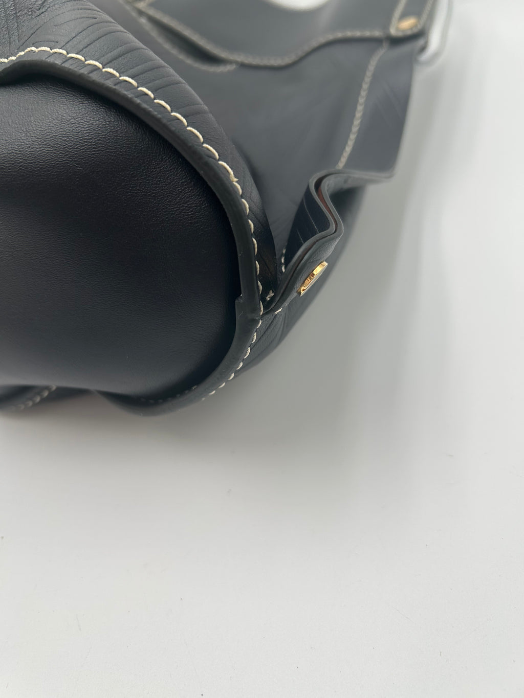 Chloe Aby Bucket