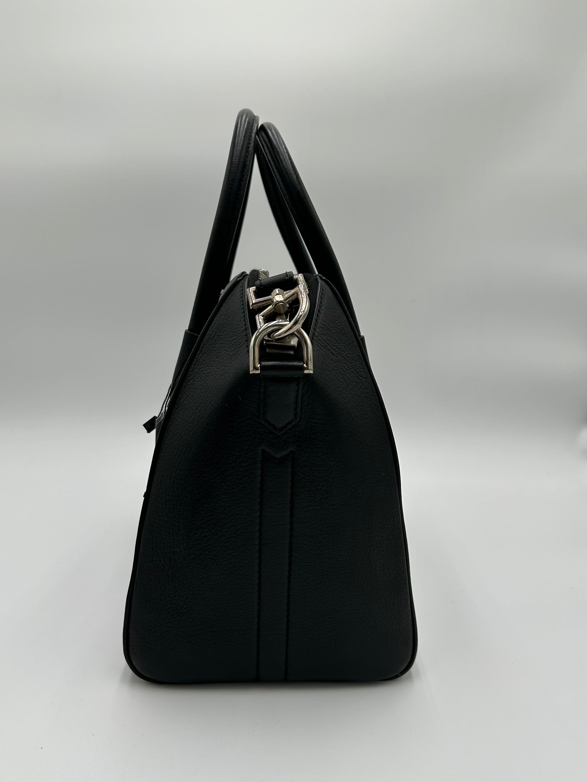 Givenchy Antigona Small