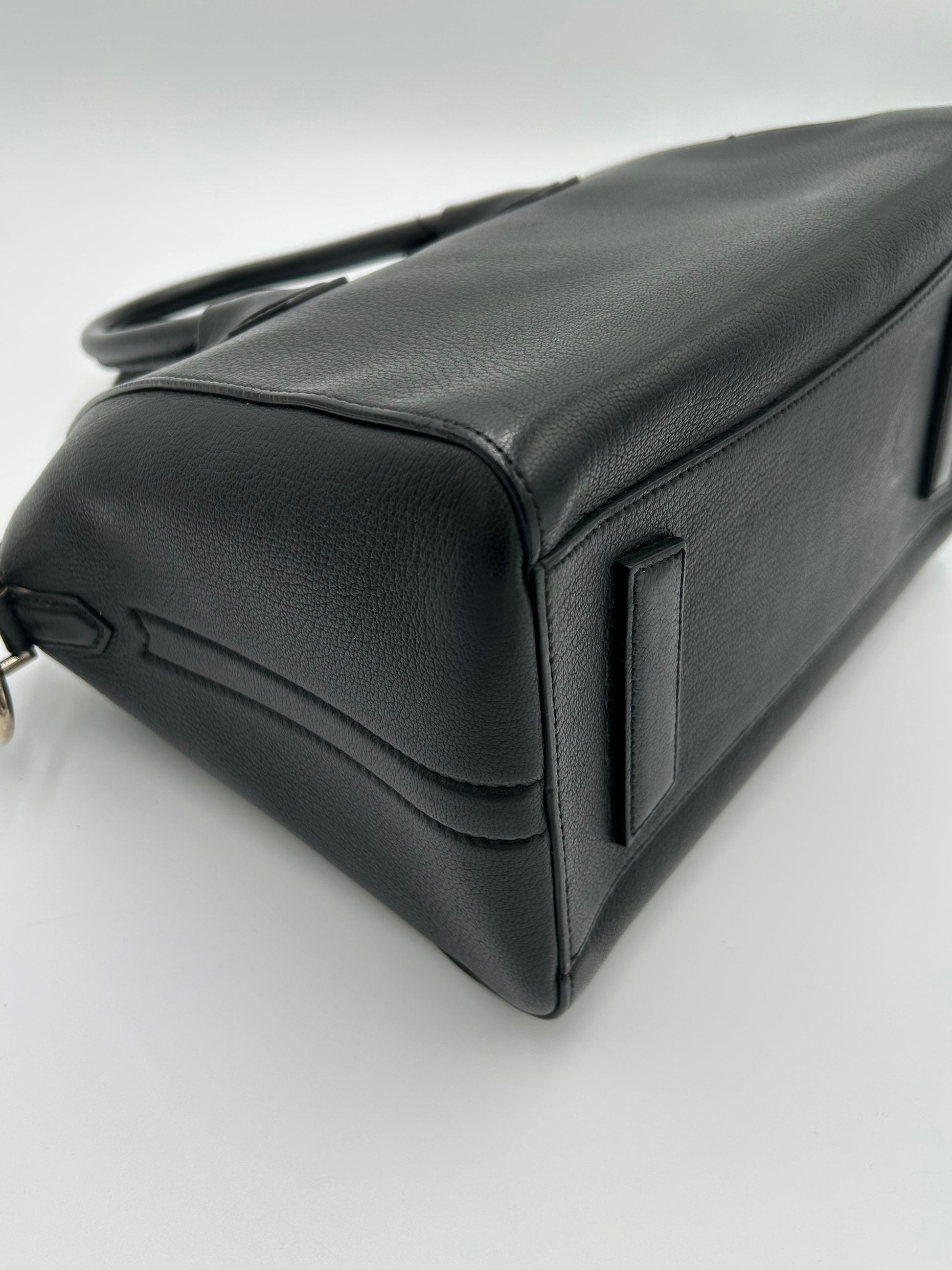 Givenchy Antigona Small