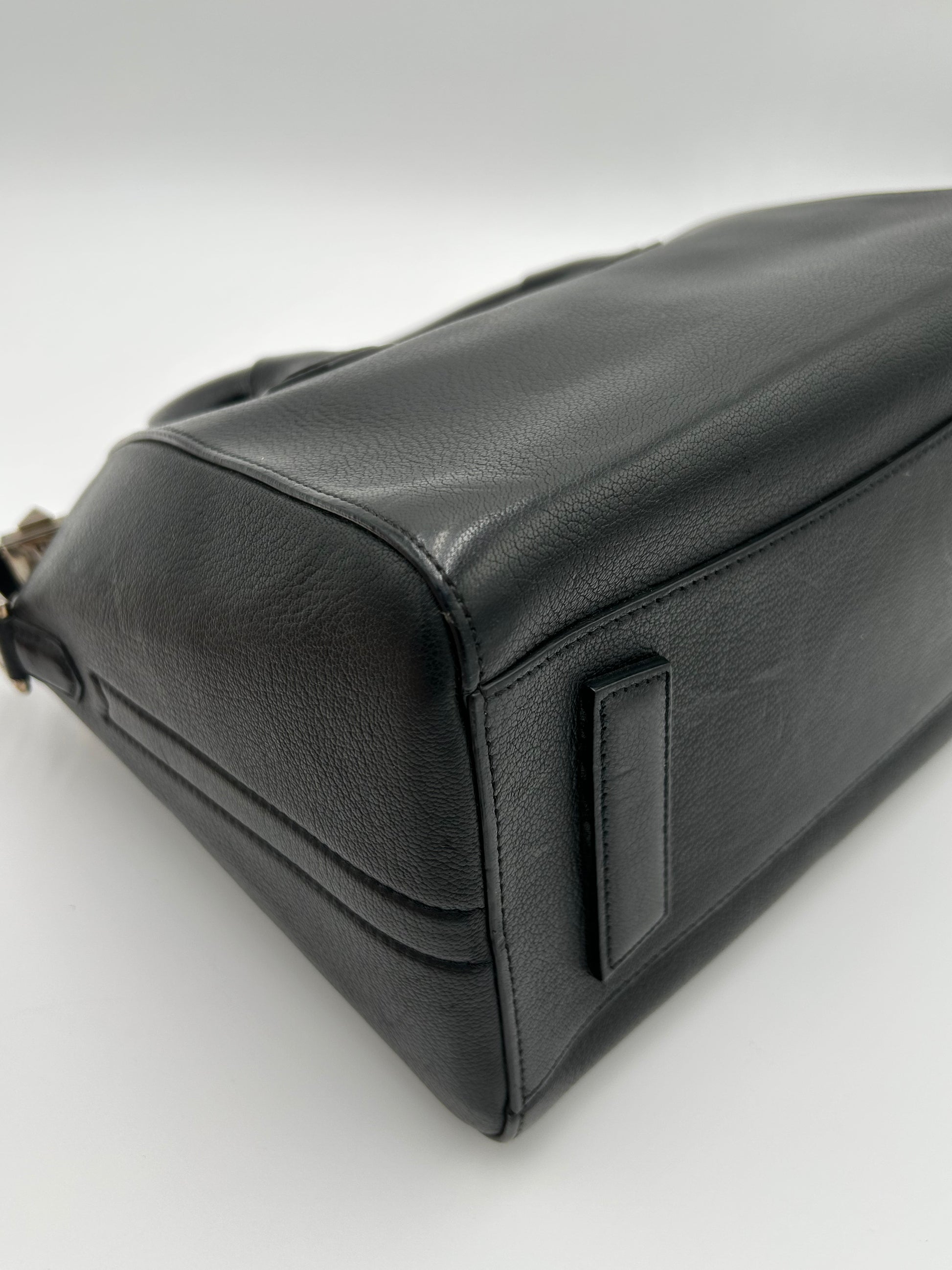 Givenchy Antigona Small