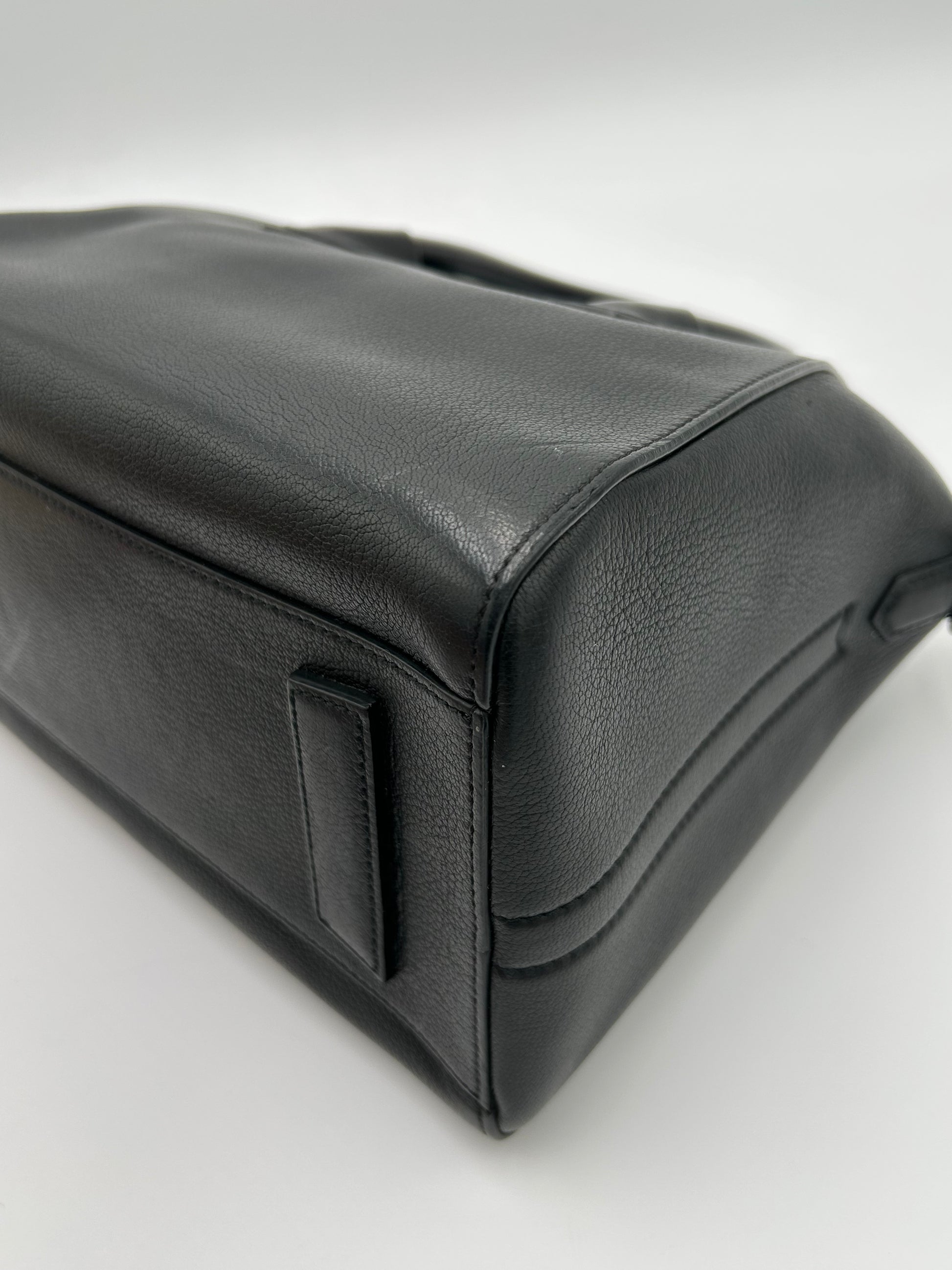 Givenchy Antigona Small