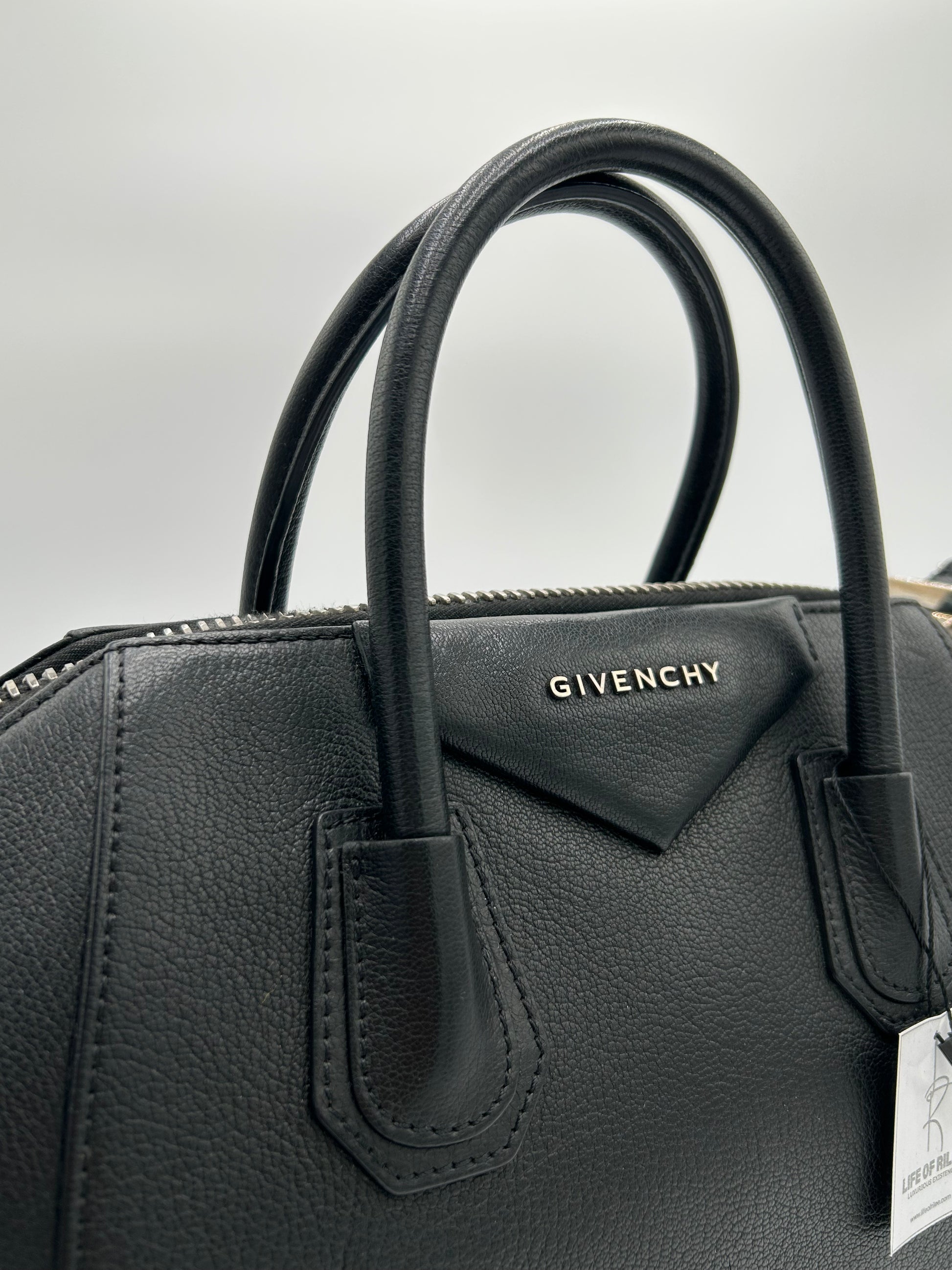 Givenchy Antigona Small