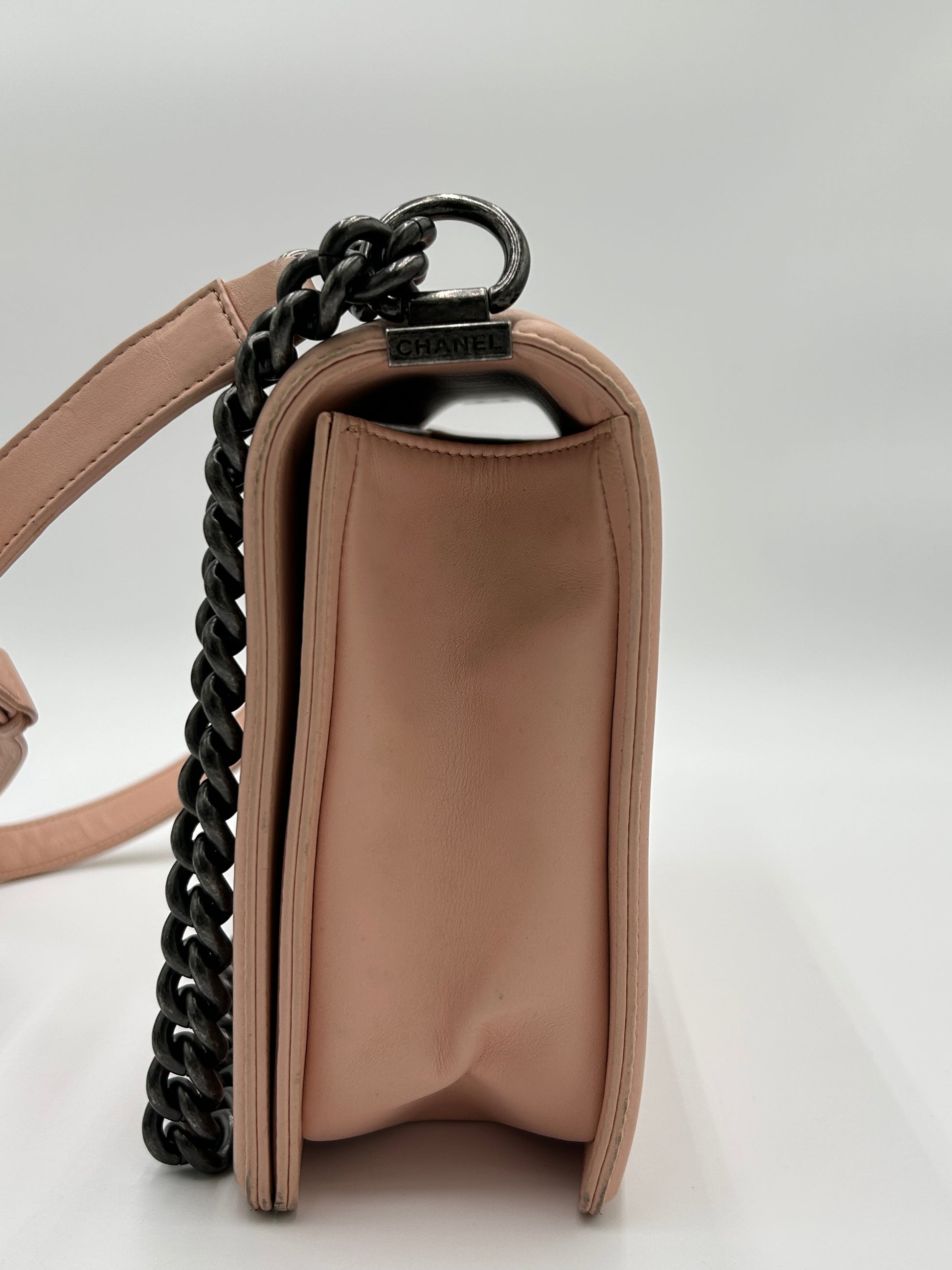 Chanel Le Boy New Medium