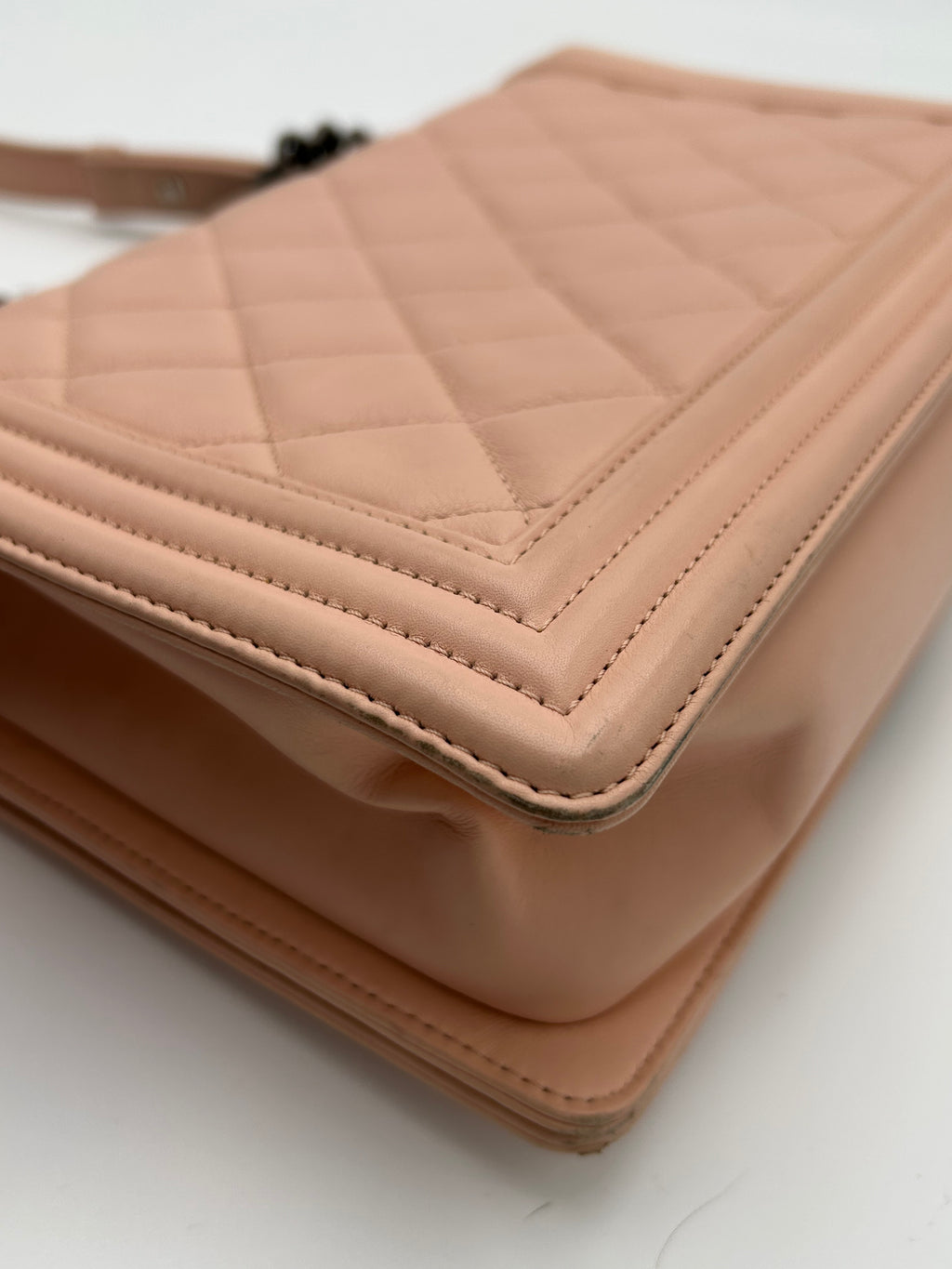 Chanel Le Boy New Medium