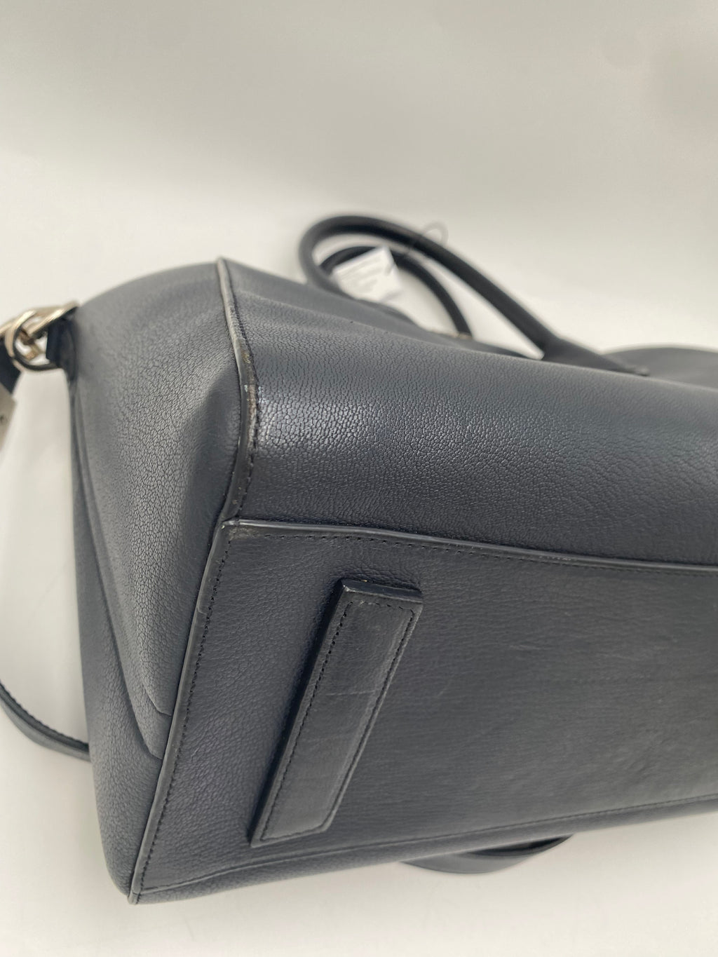 Givenchy Antigona Medium
