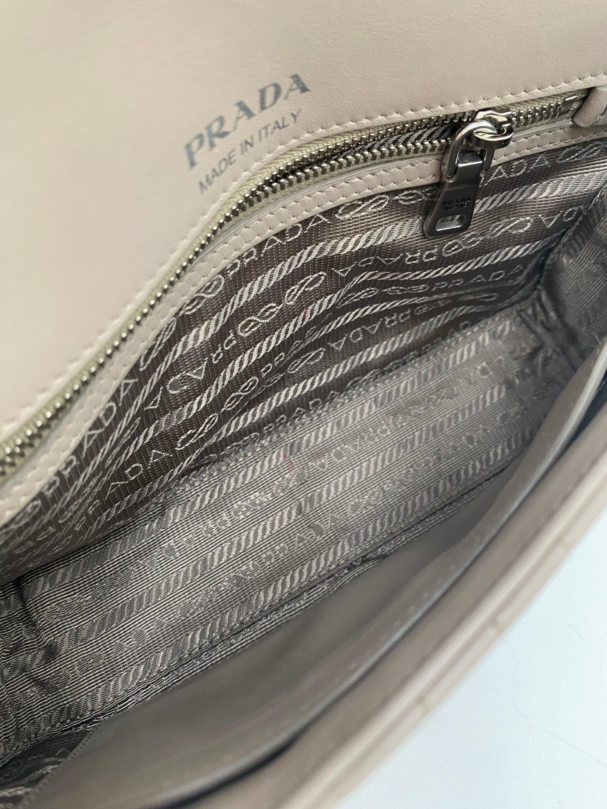 Prada Diagramme Flap