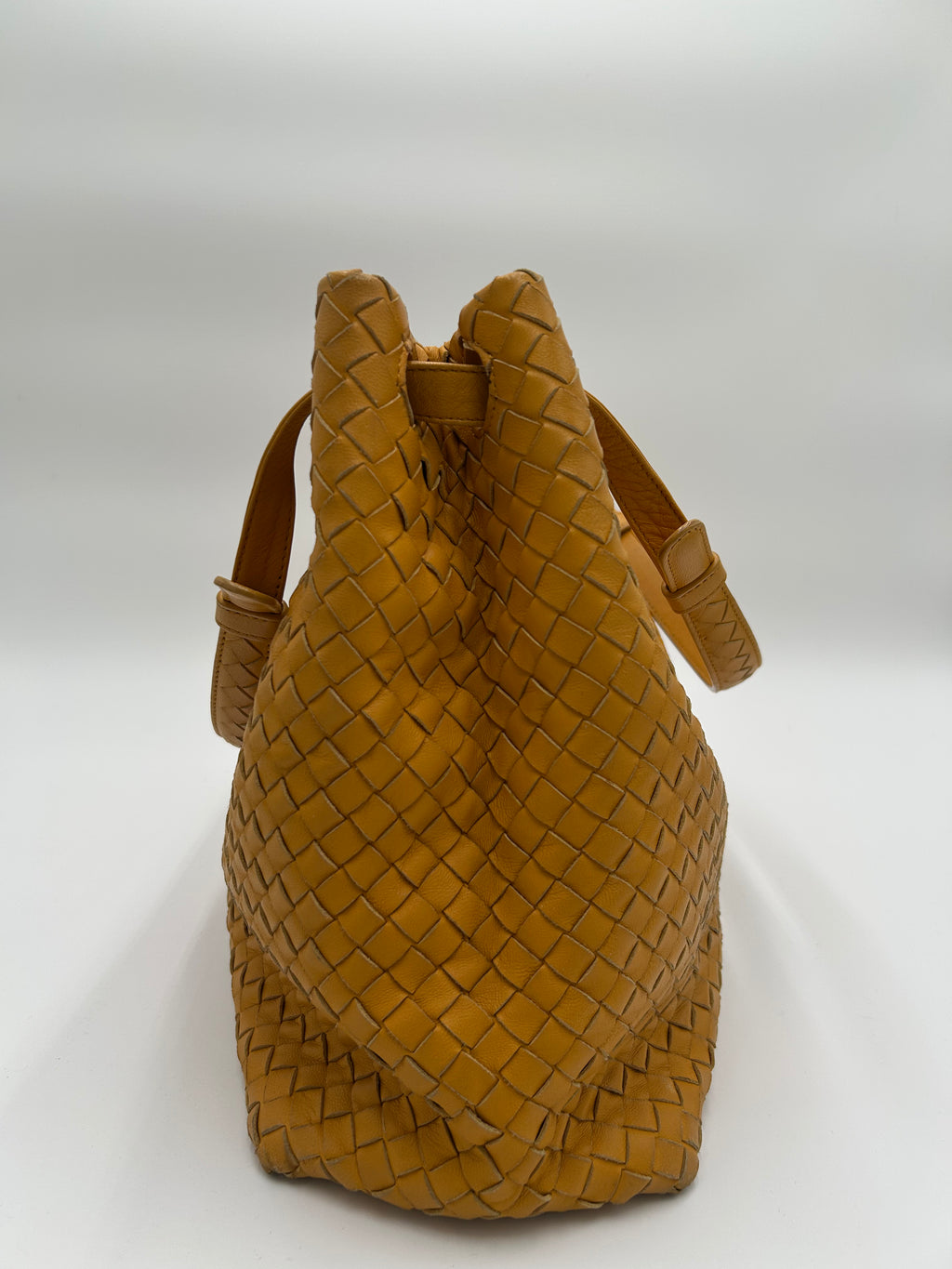 BV Bella Tote