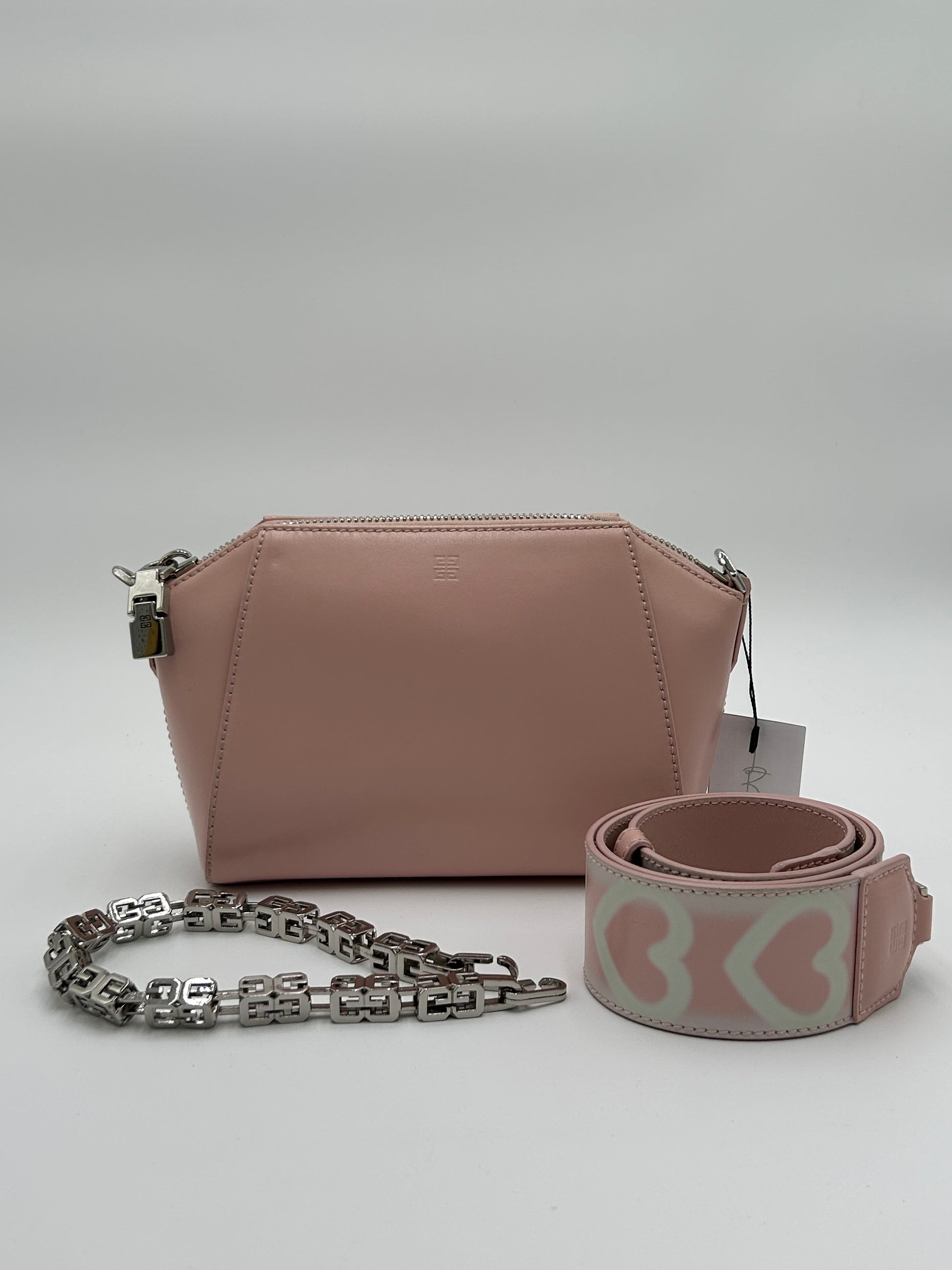 Givenchy Nano Antigona