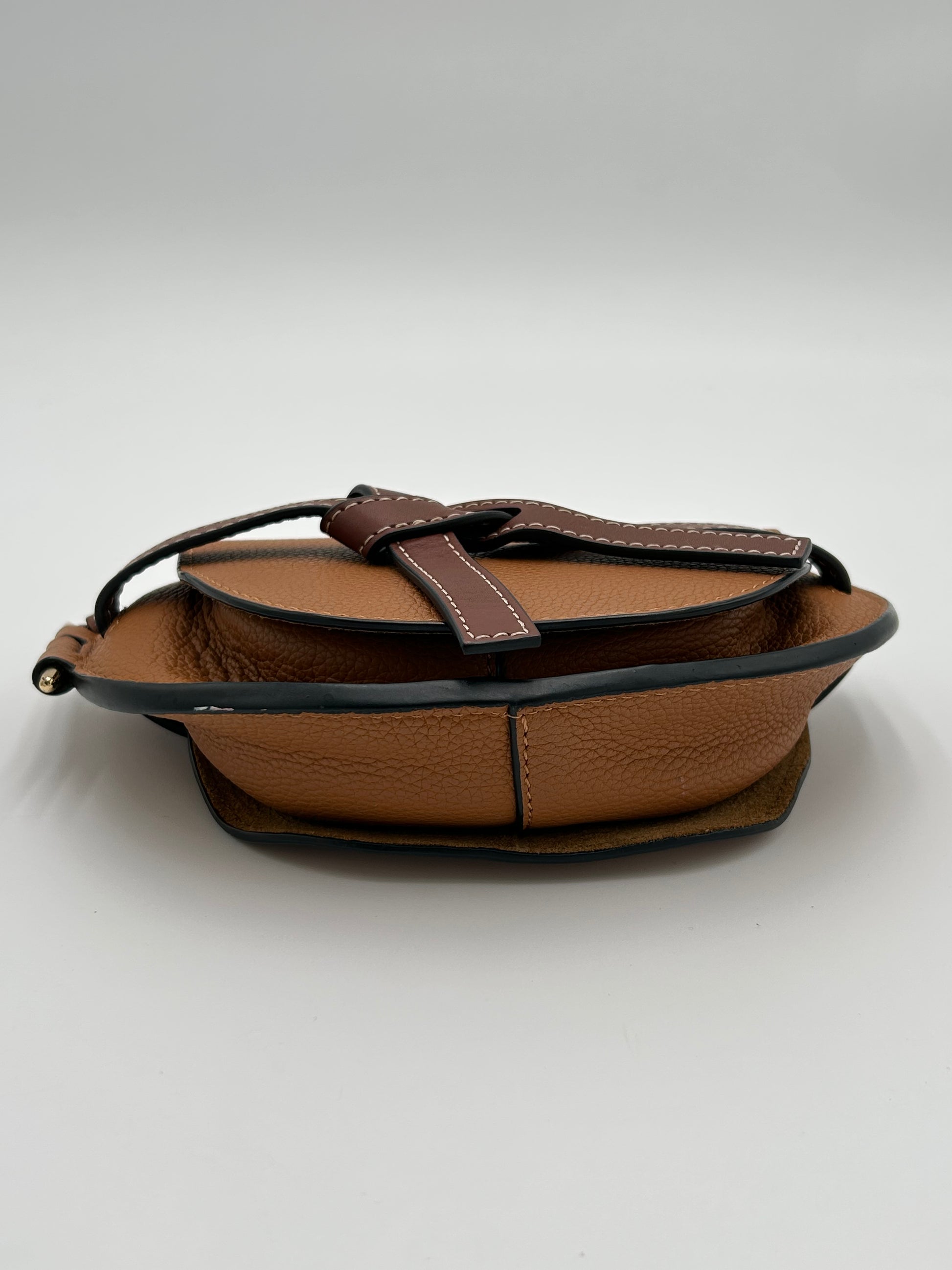Loewe Mini Gate
