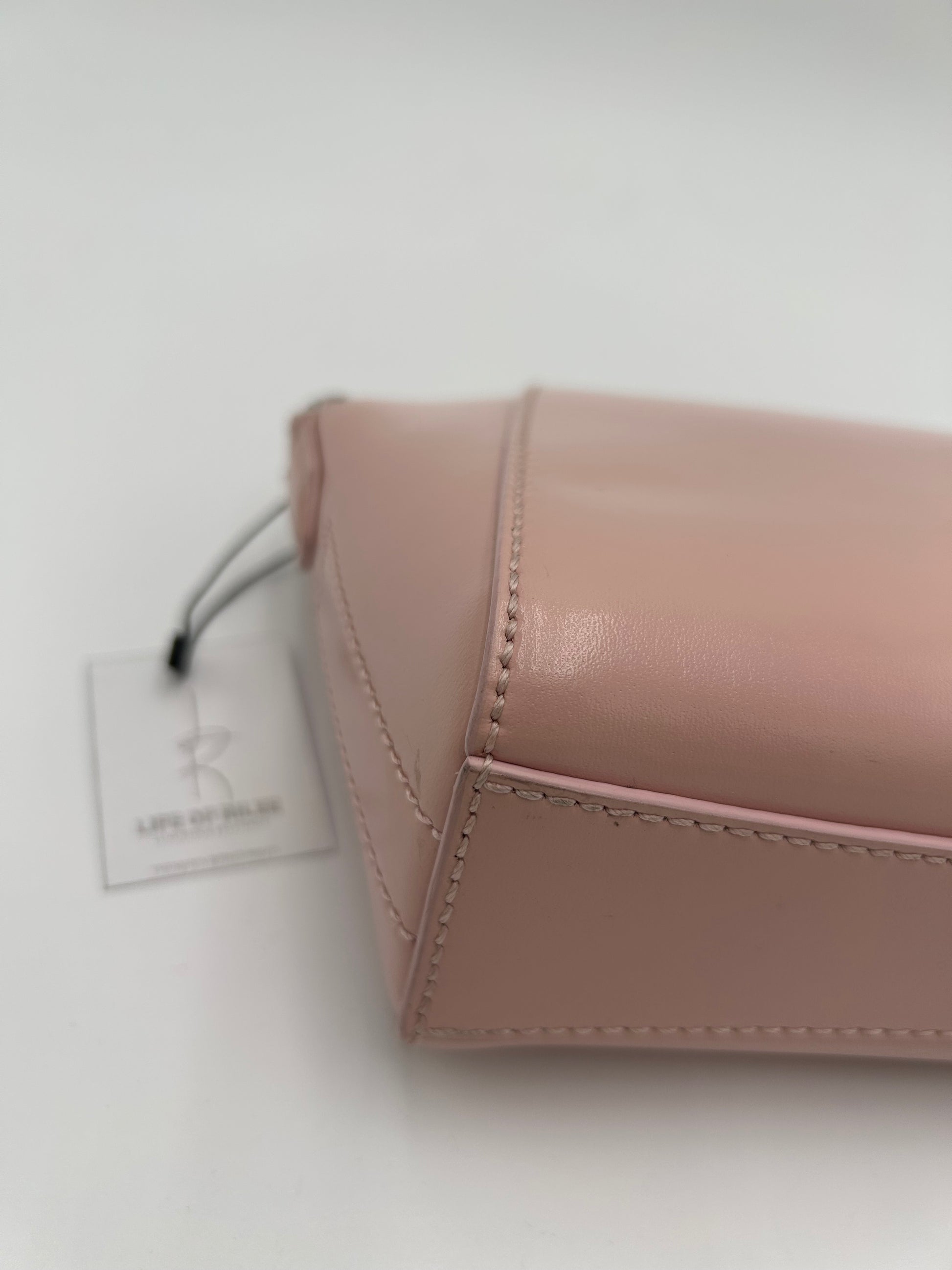 Givenchy Nano Antigona