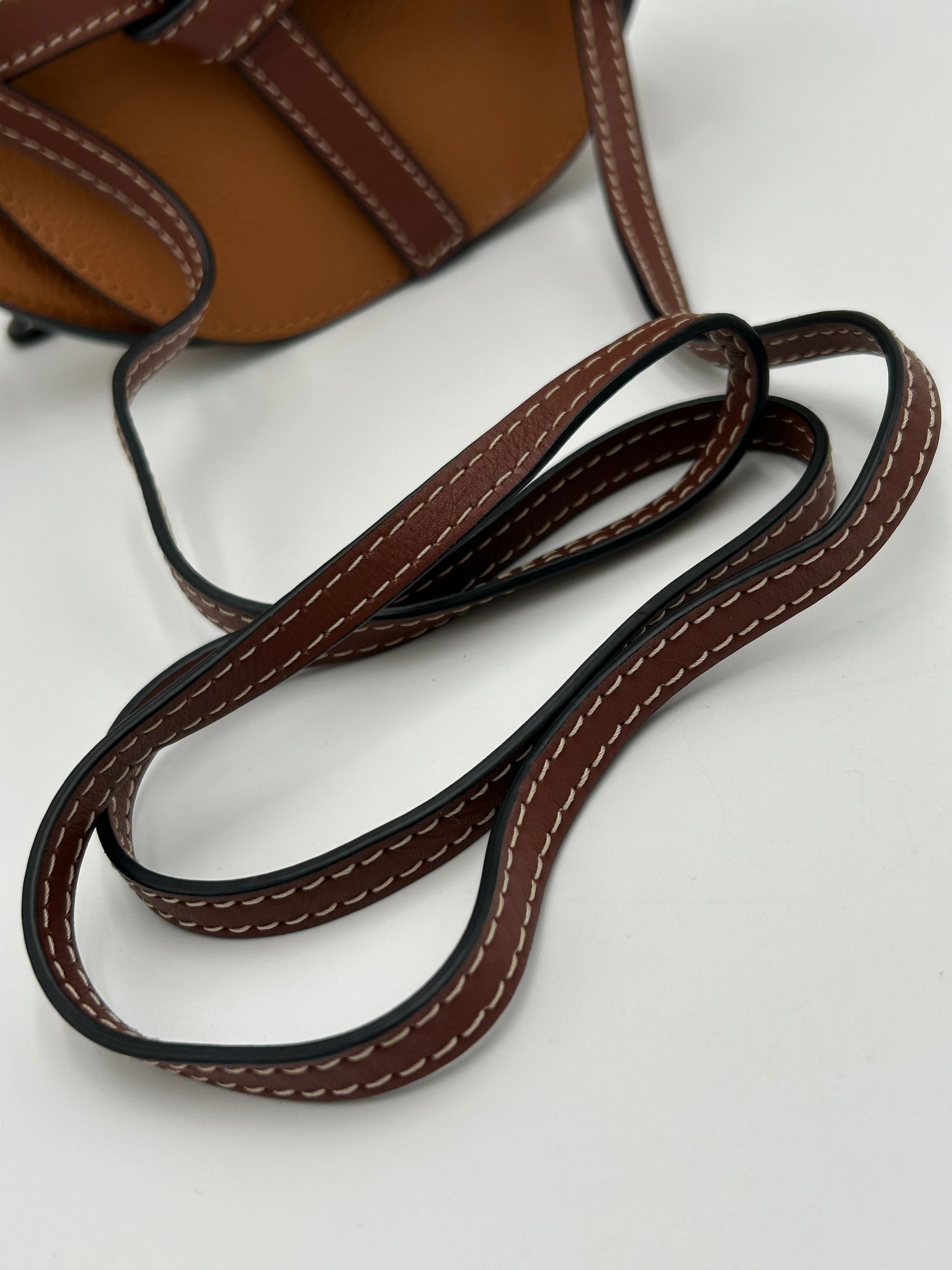 Loewe Mini Gate