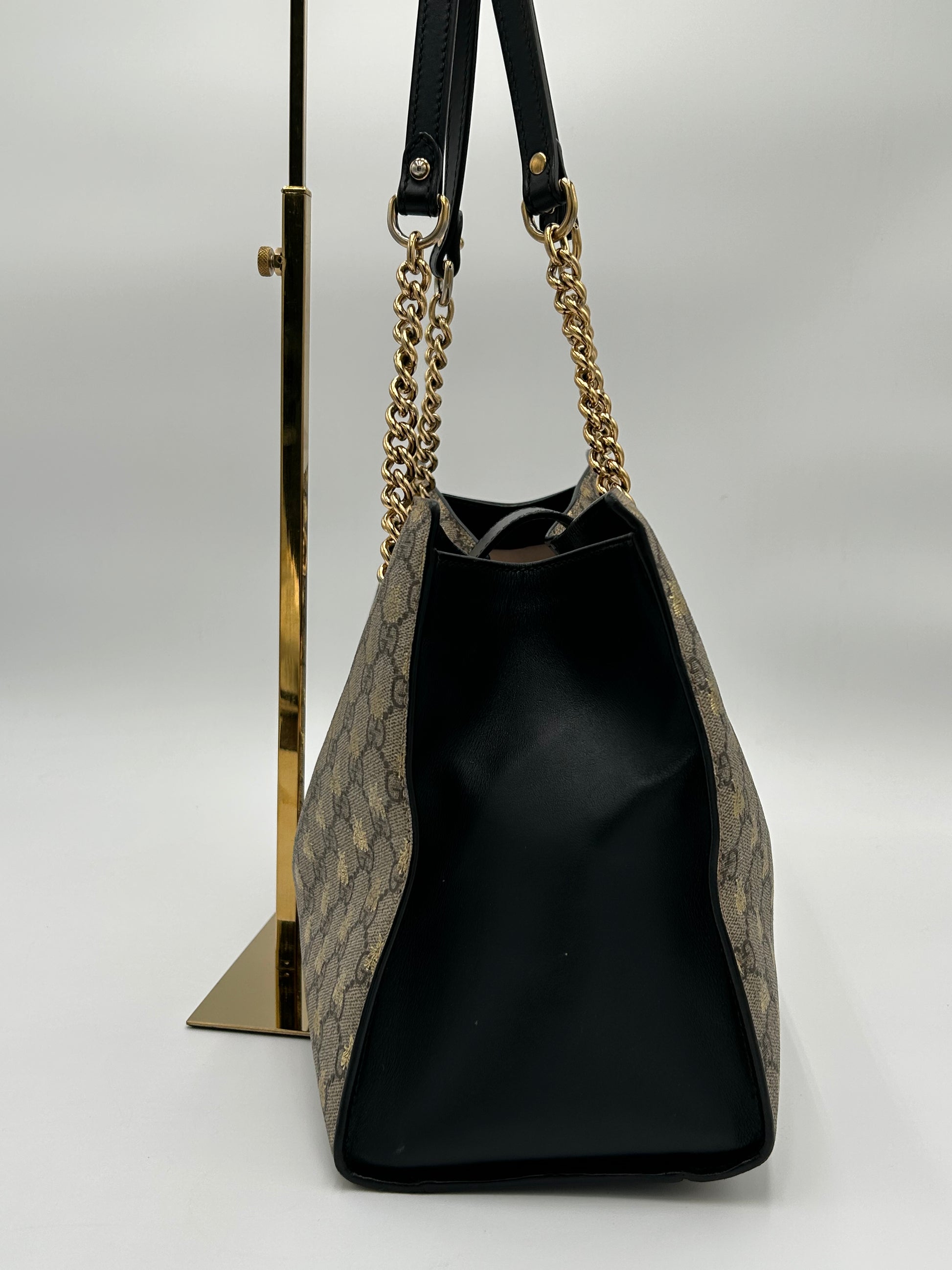 Gucci Supreme Bee Tote