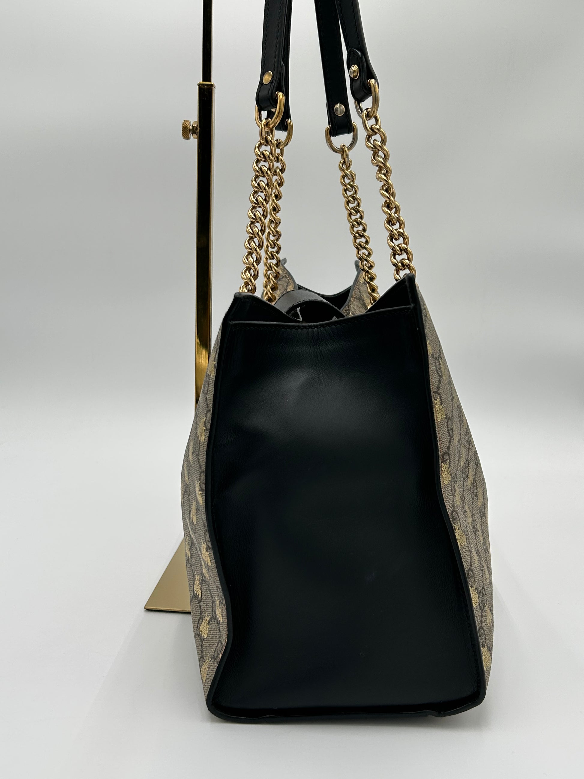 Gucci Supreme Bee Tote
