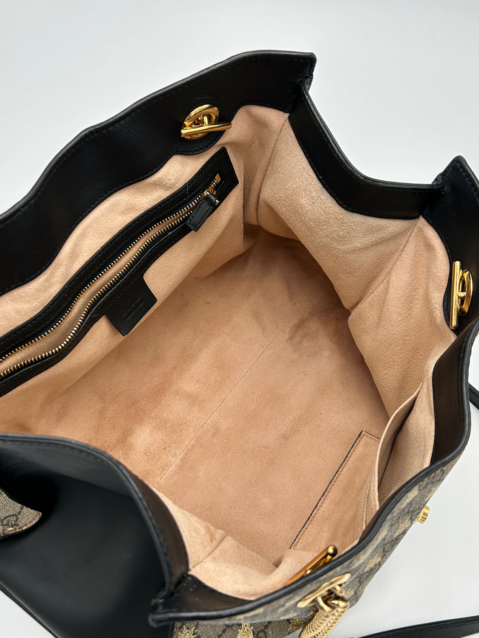 Gucci Supreme Bee Tote