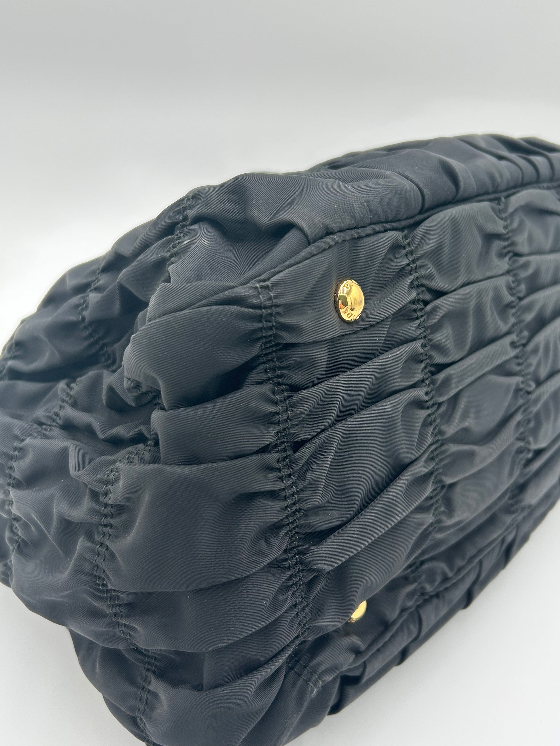Prada Gaufre