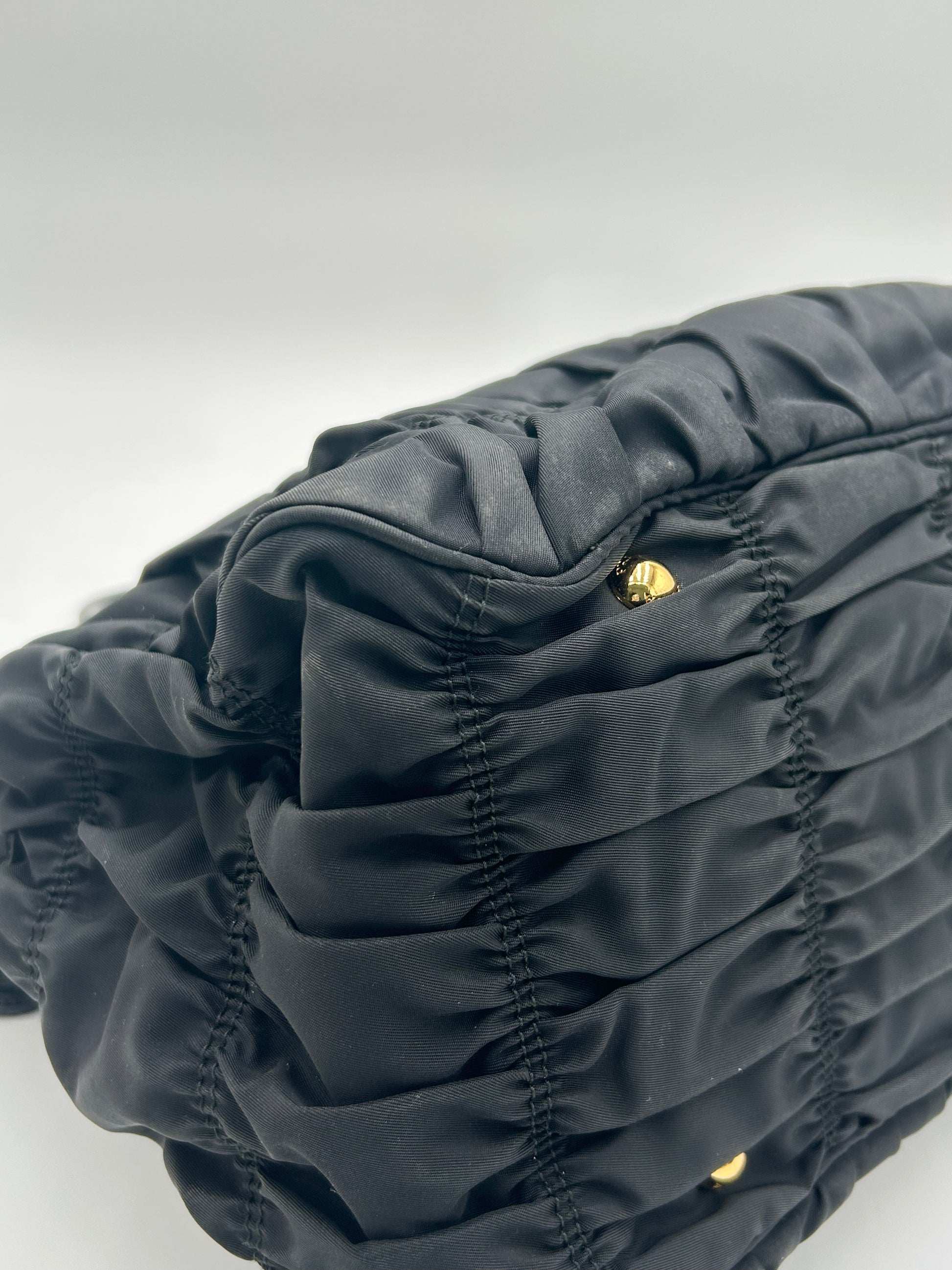 Prada Gaufre