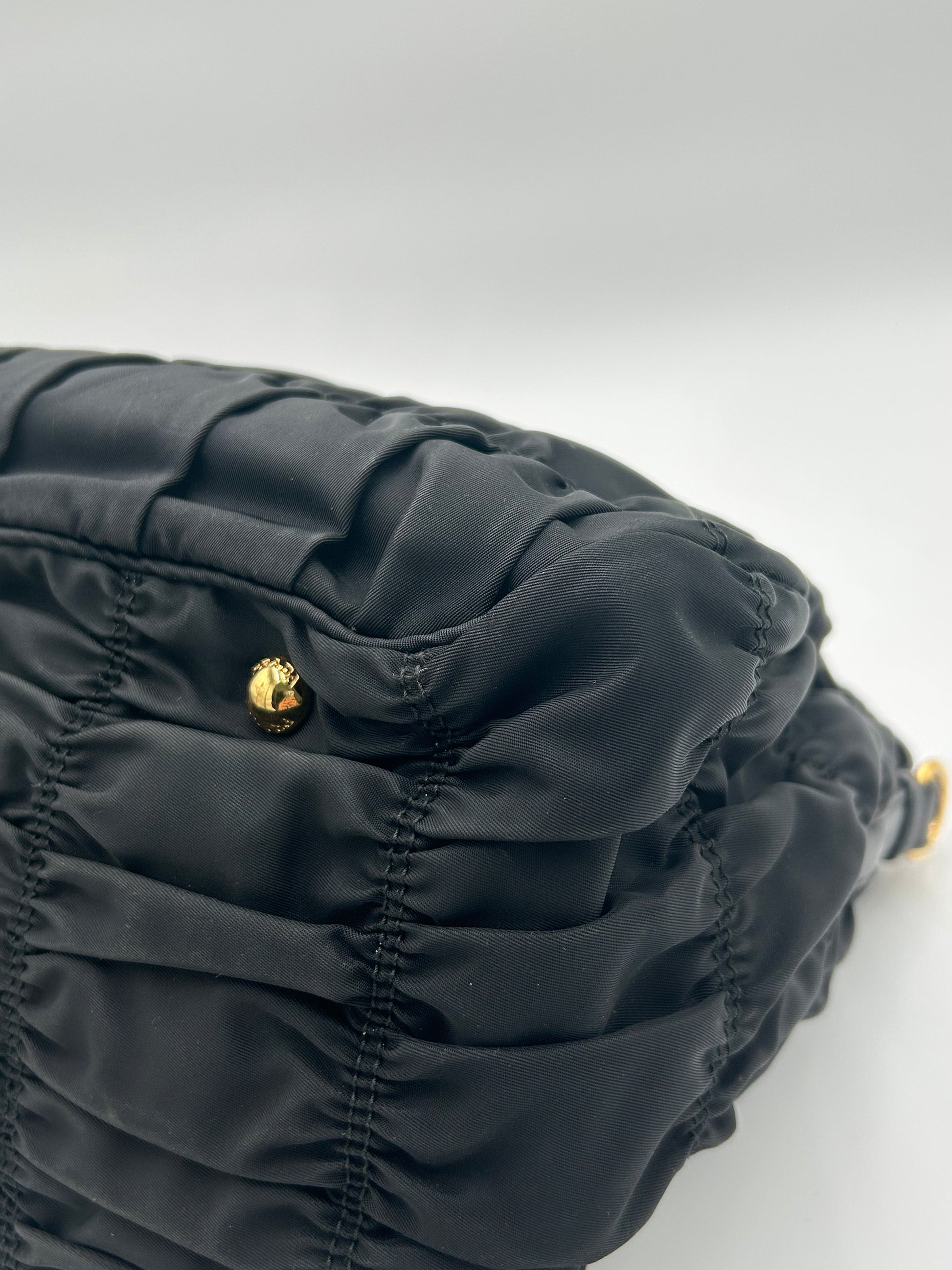 Prada Gaufre