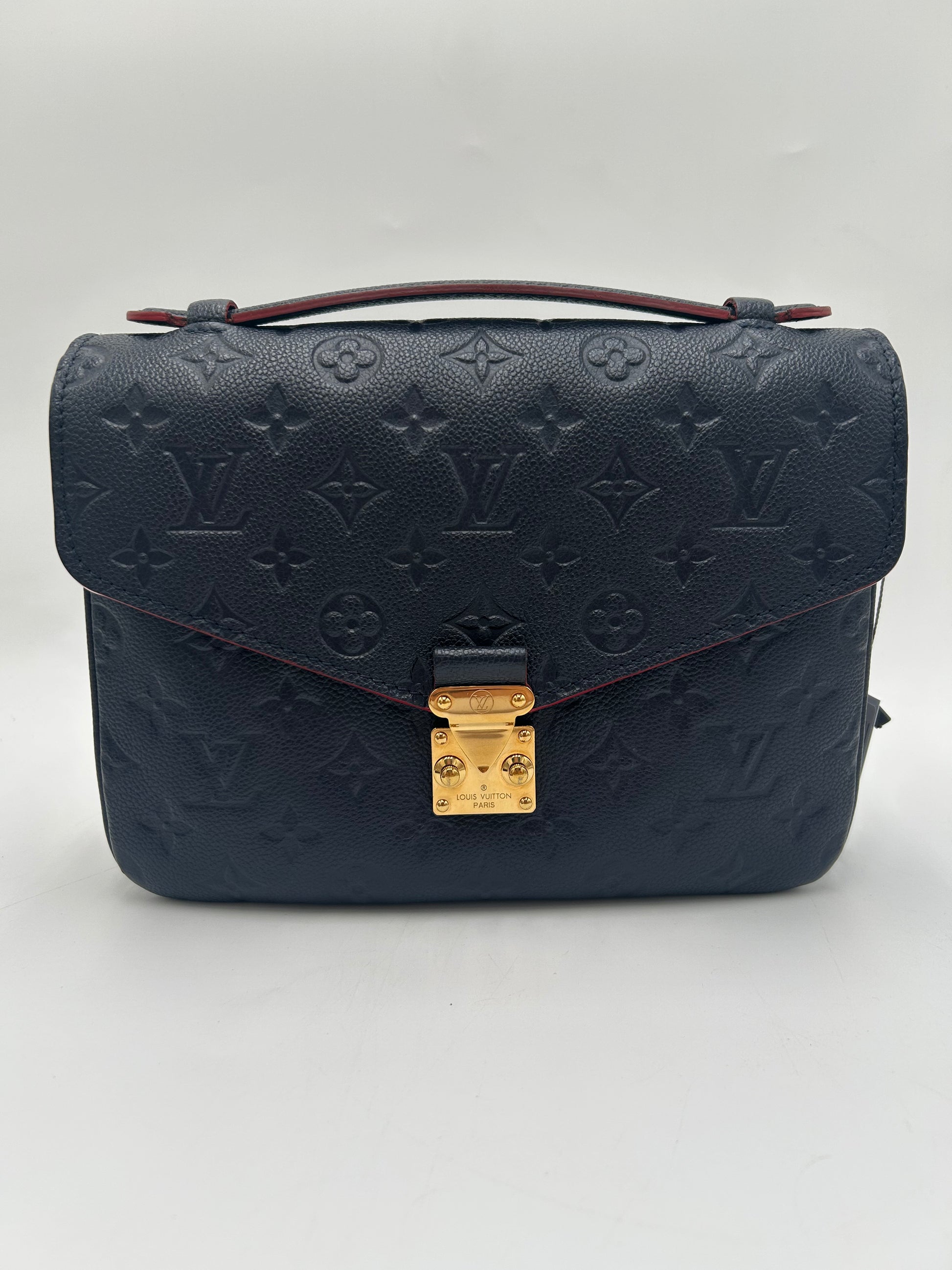 Louis Vuitton Pochette Metis
