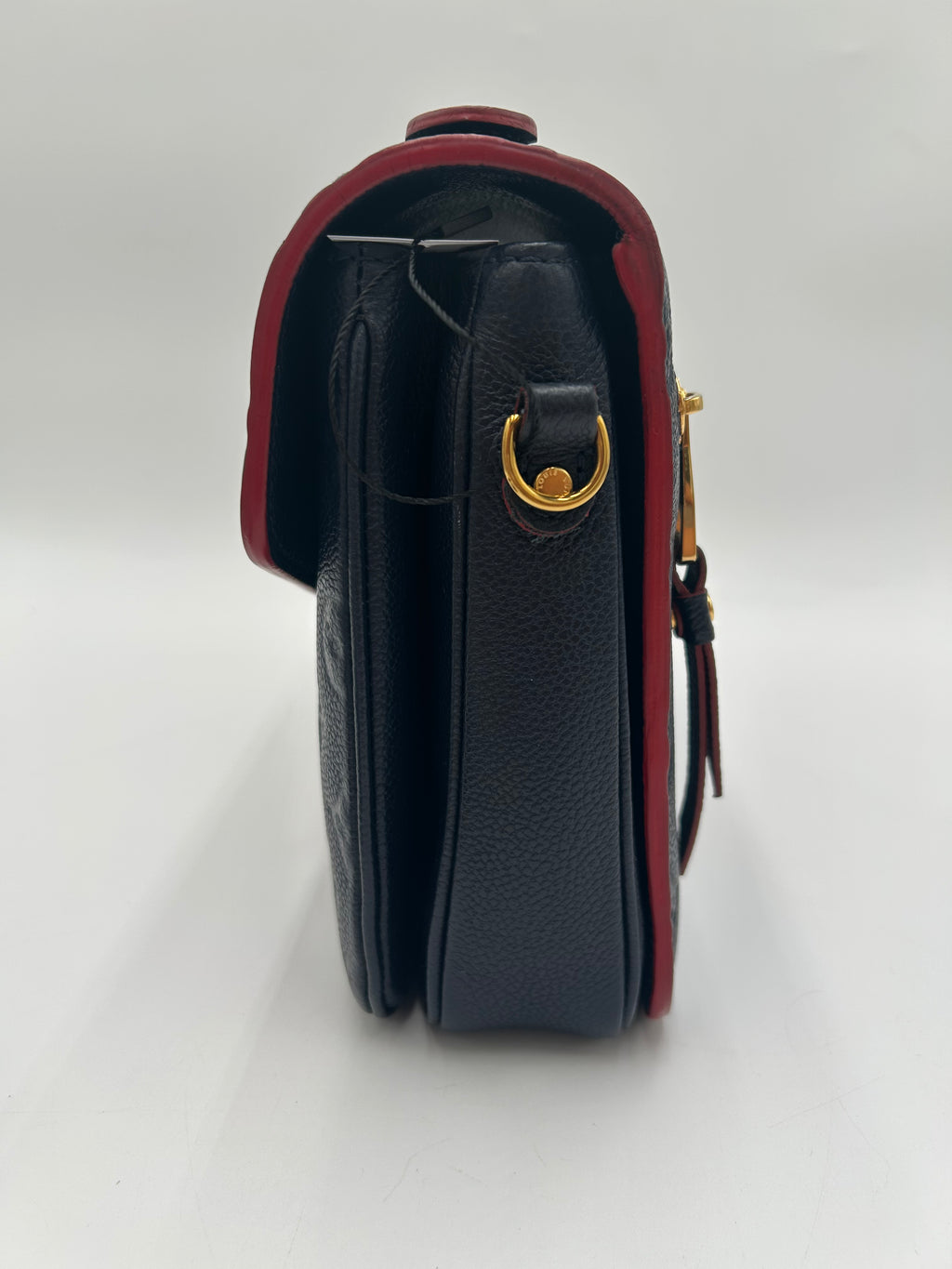 Louis Vuitton Pochette Metis