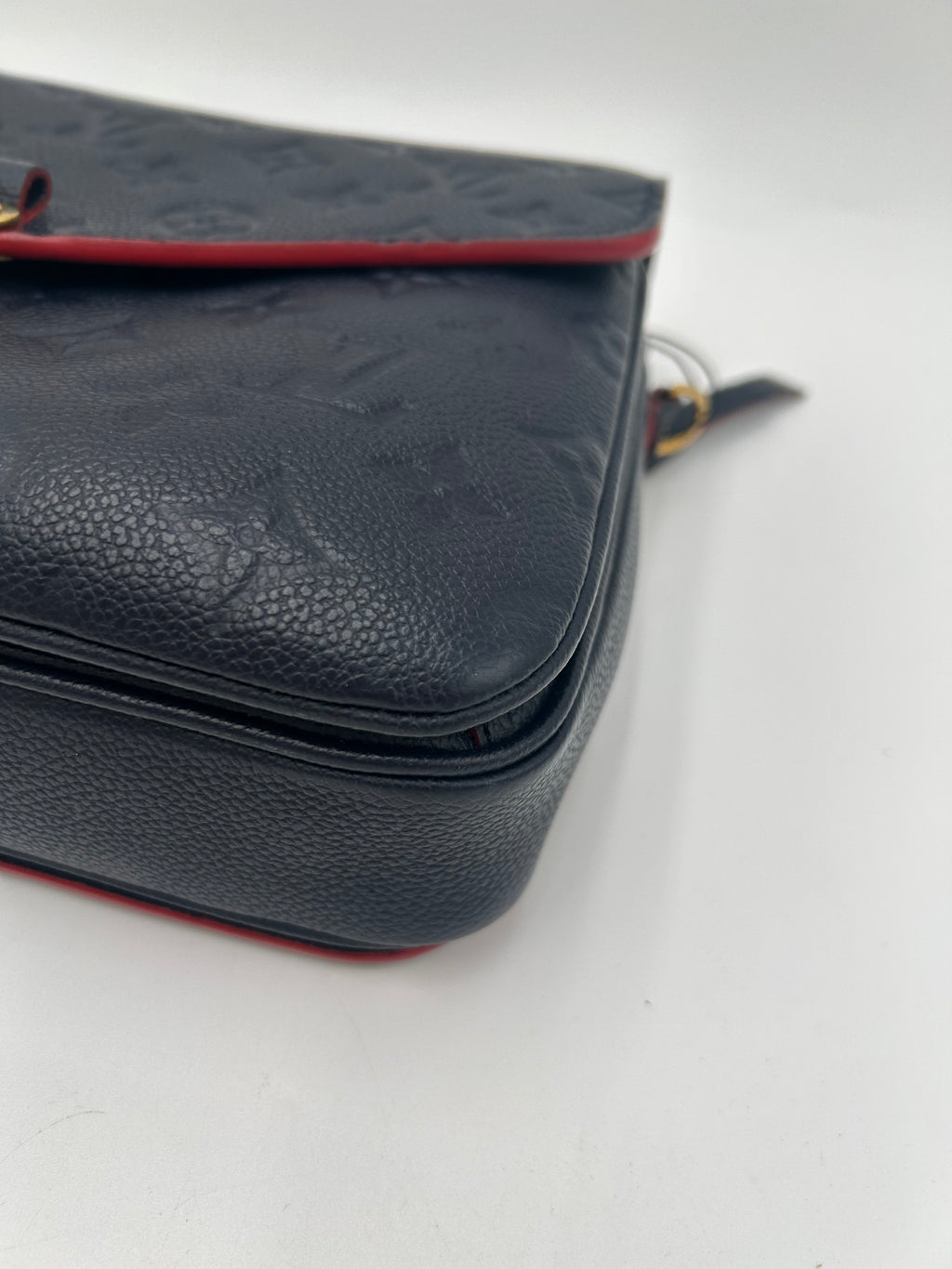 Louis Vuitton Pochette Metis