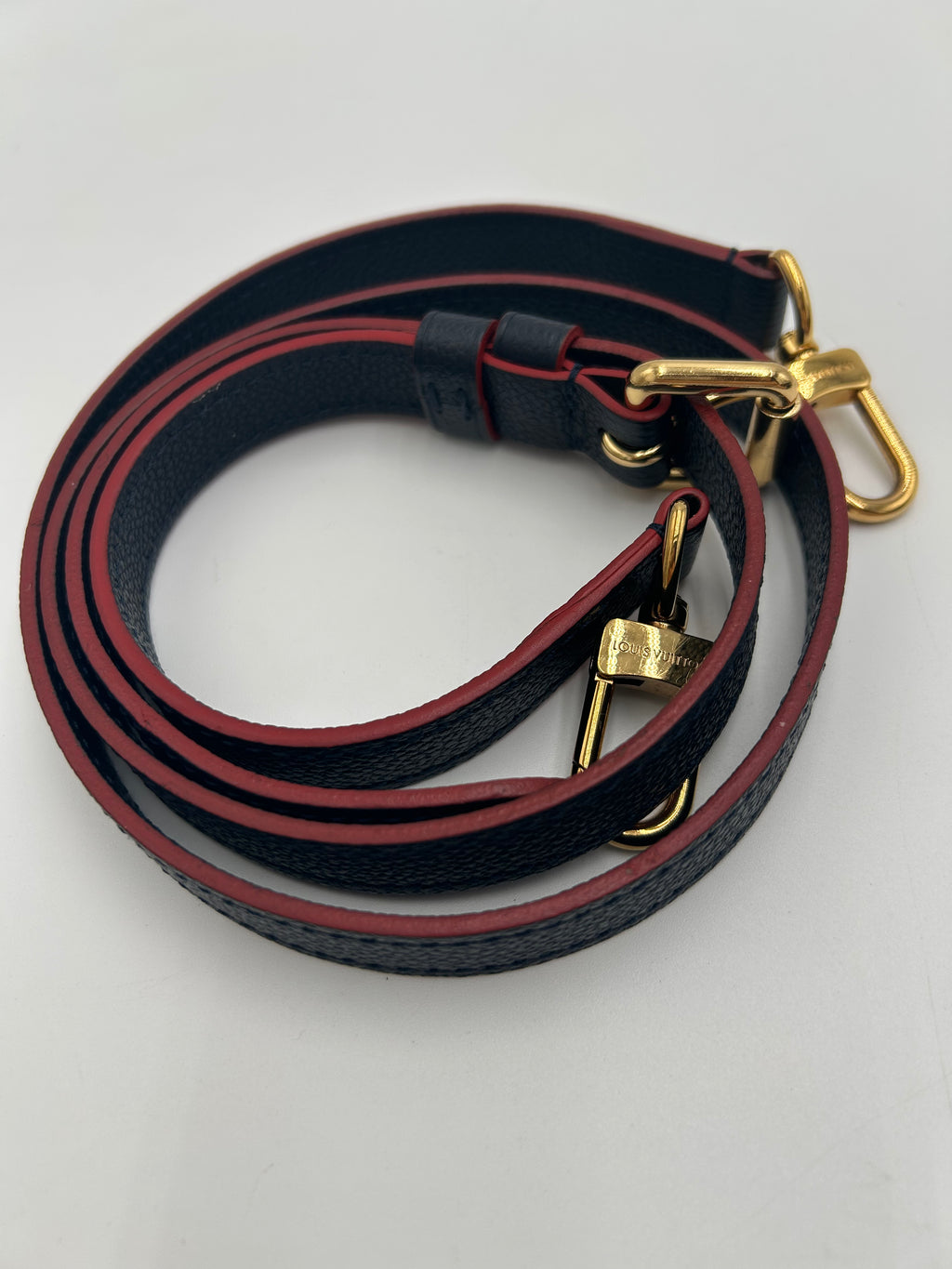 Louis Vuitton Pochette Metis