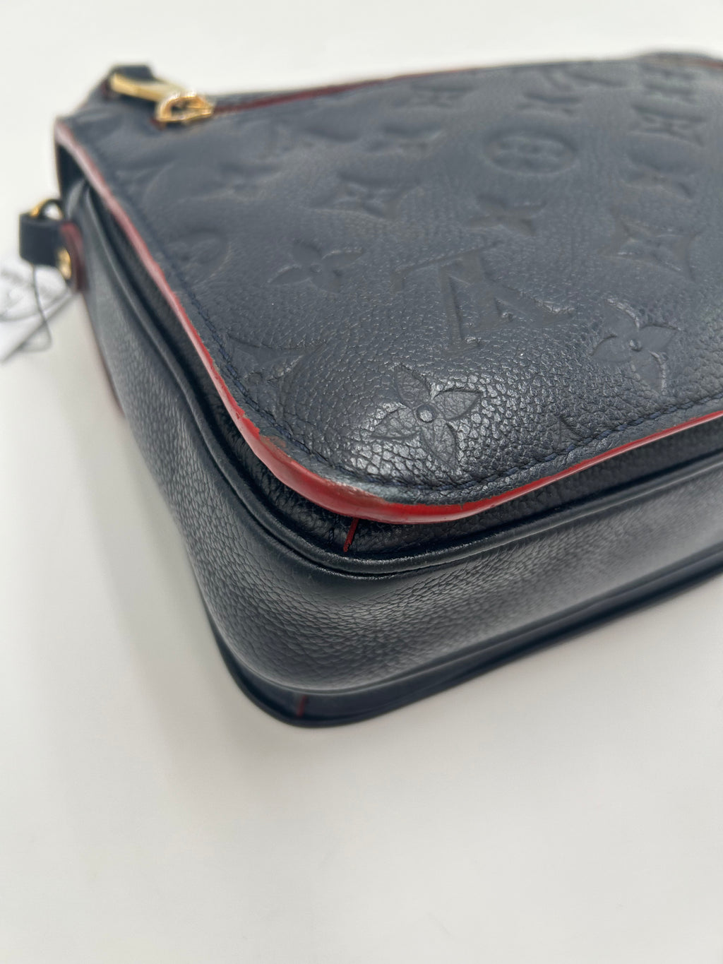 Louis Vuitton Pochette Metis
