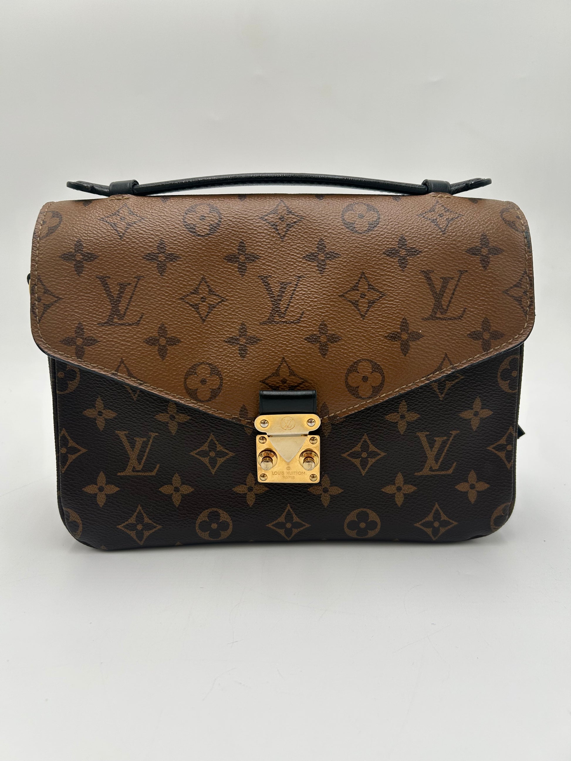 Louis Vuitton Pochette Metis