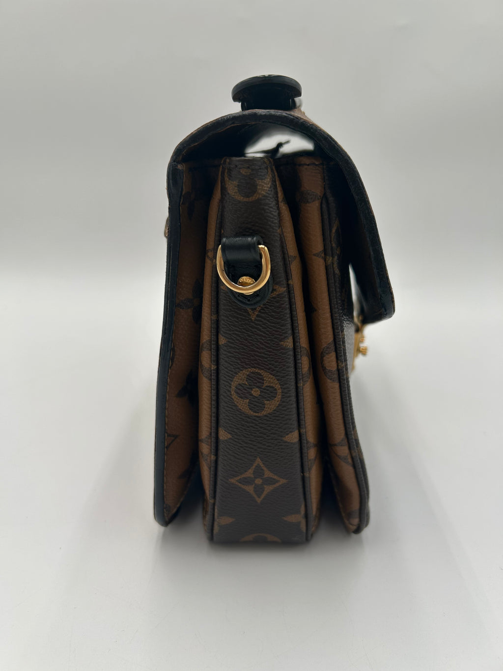 Louis Vuitton Pochette Metis