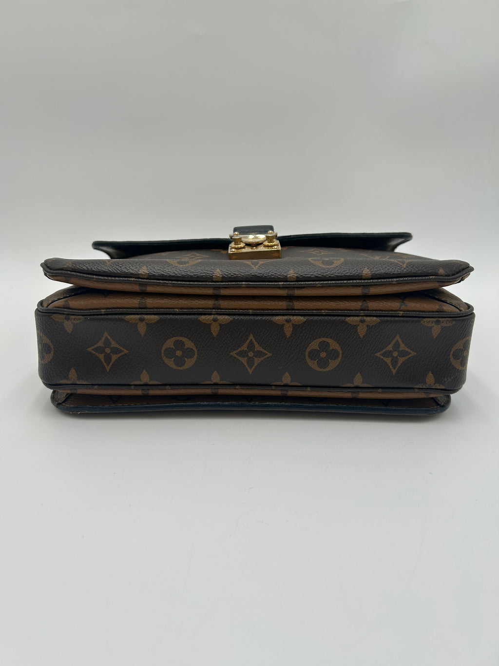Louis Vuitton Pochette Metis