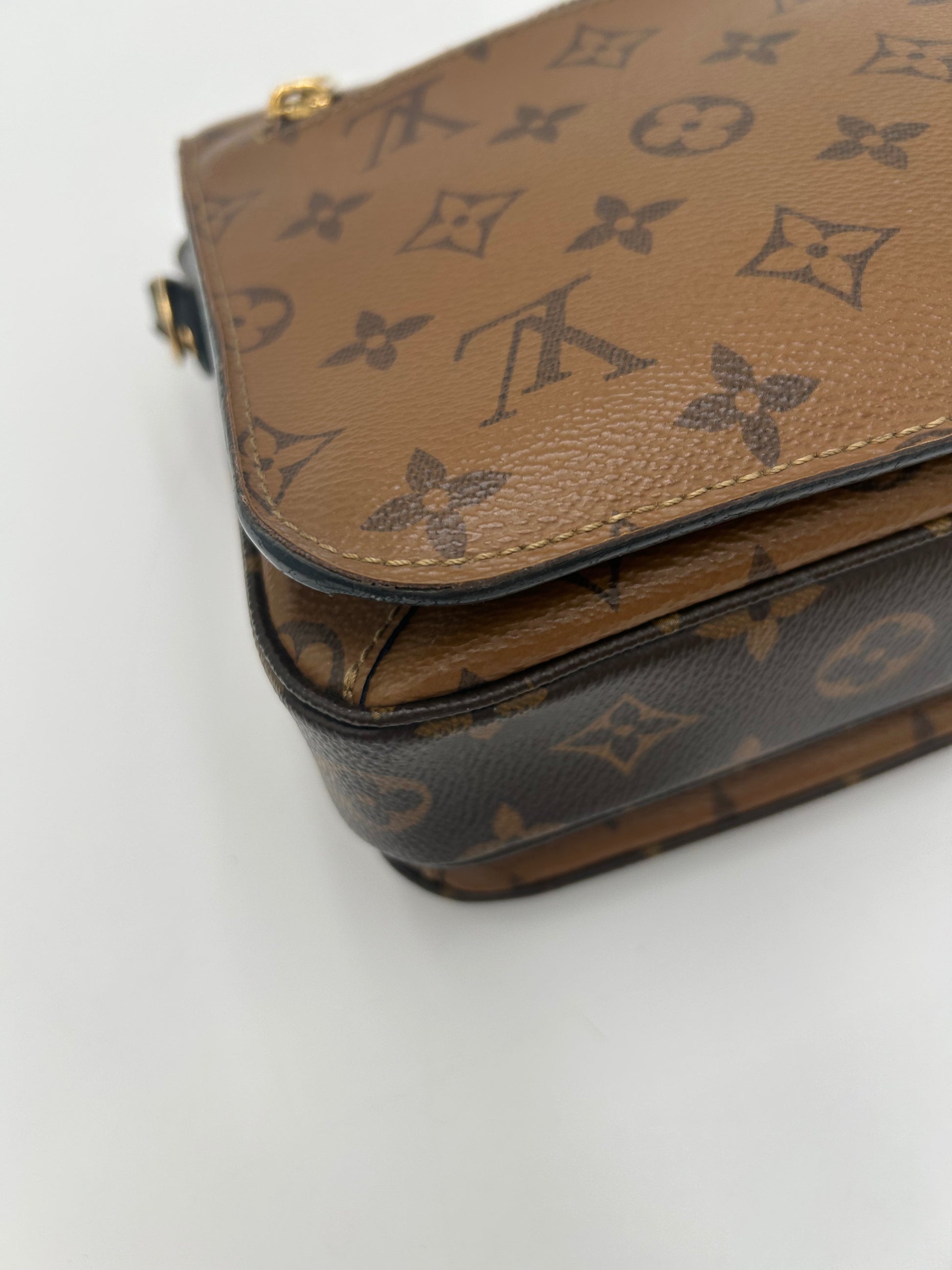 Louis Vuitton Pochette Metis