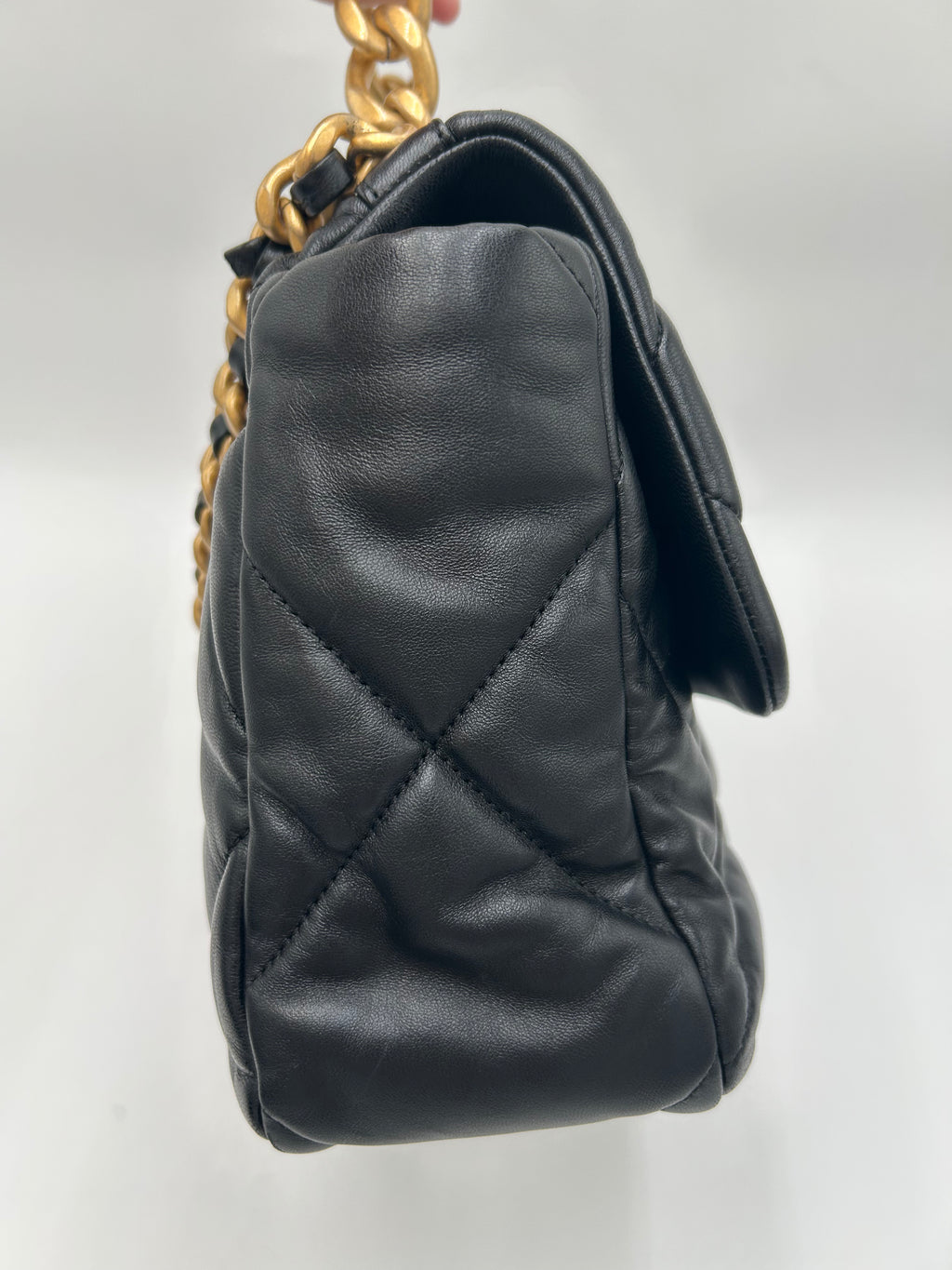 Chanel 19 Large