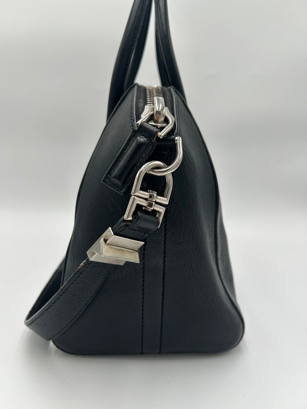 Givenchy Antigona Small