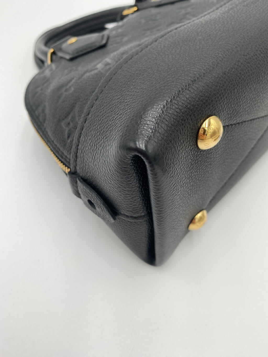 LV Alma BB